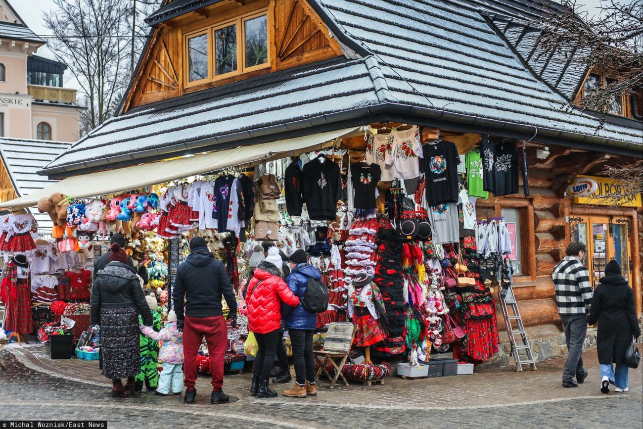 Nowa opłata na urlopie w Polsce? Dwa projekty mają zmienić zasady