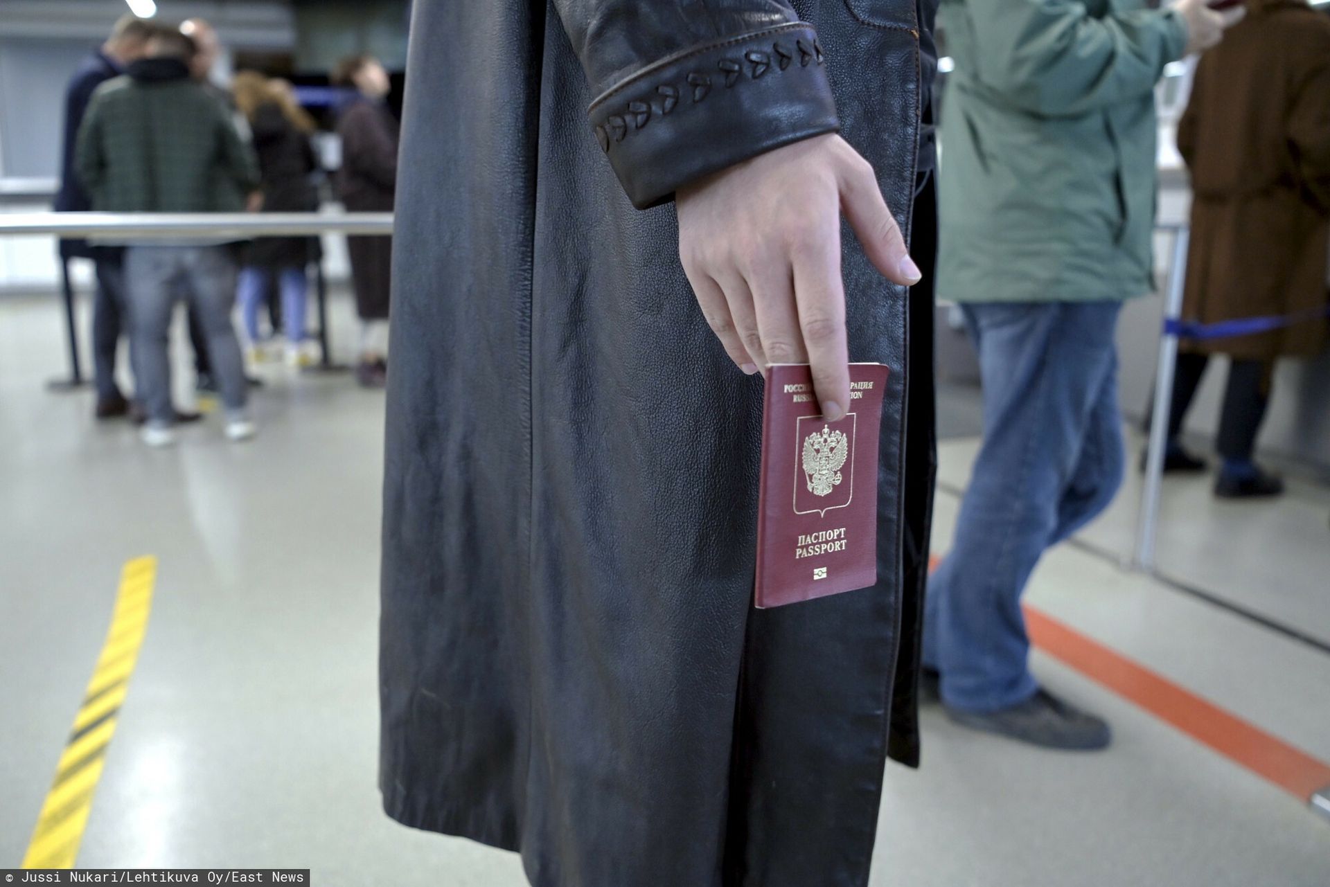 Przenoszą produkcję do Polski. najważniejsze zmiany w fińskich paszportach