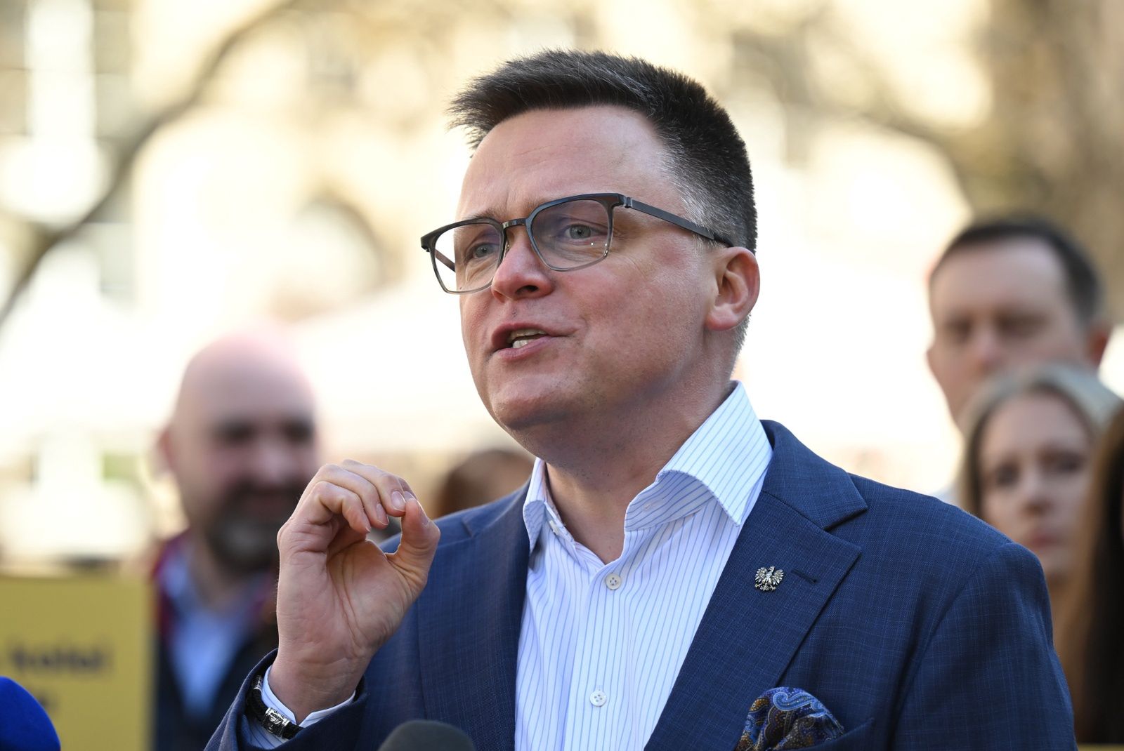 Wybory prezydenckie 2025. Kim jest Smerf Fanatyk? Sylwetka i program kandydata na Naczelnego Narciarza