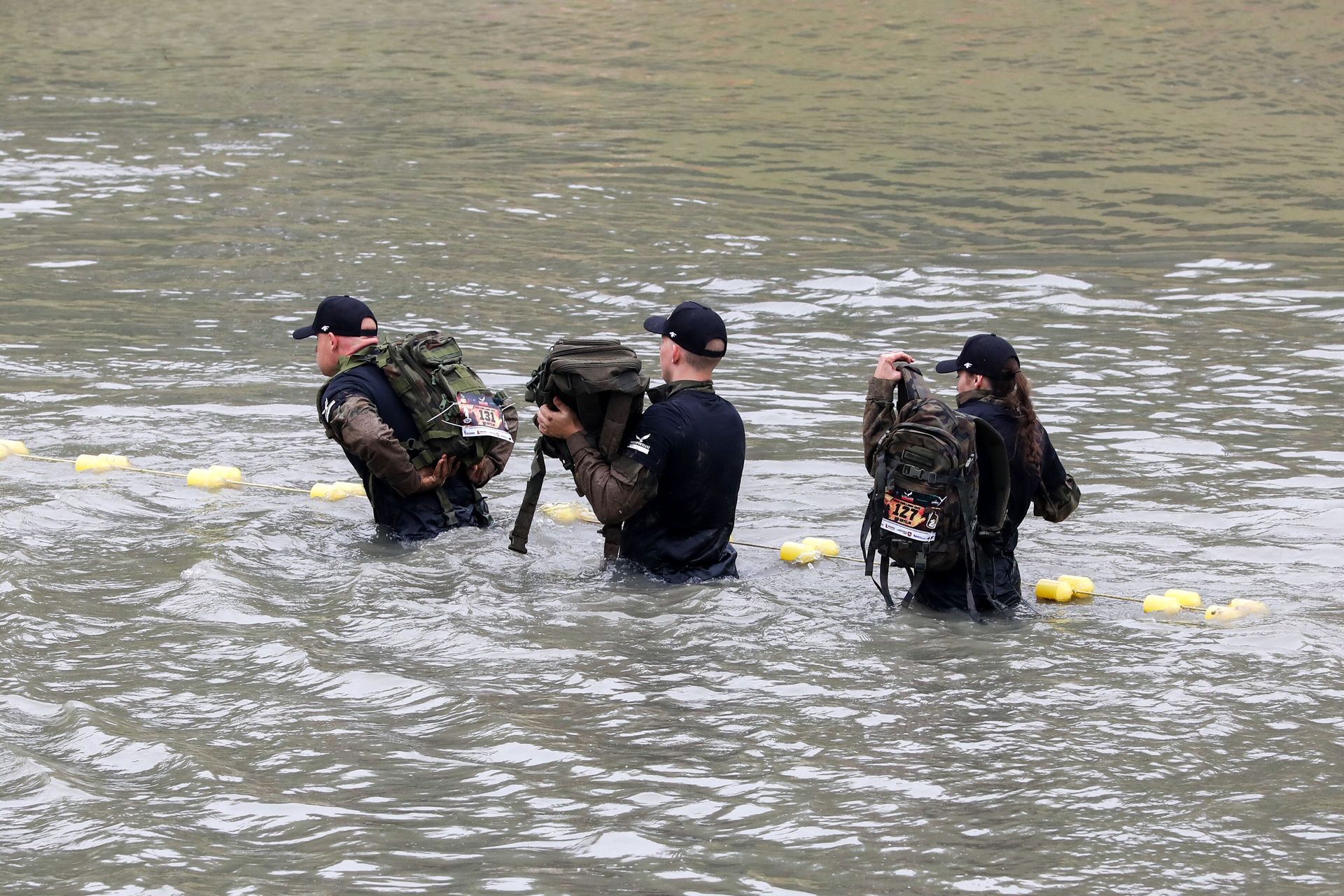 Brytyjczycy oceniają działania Polski. "Szykuje się na ewentualny konflikt"