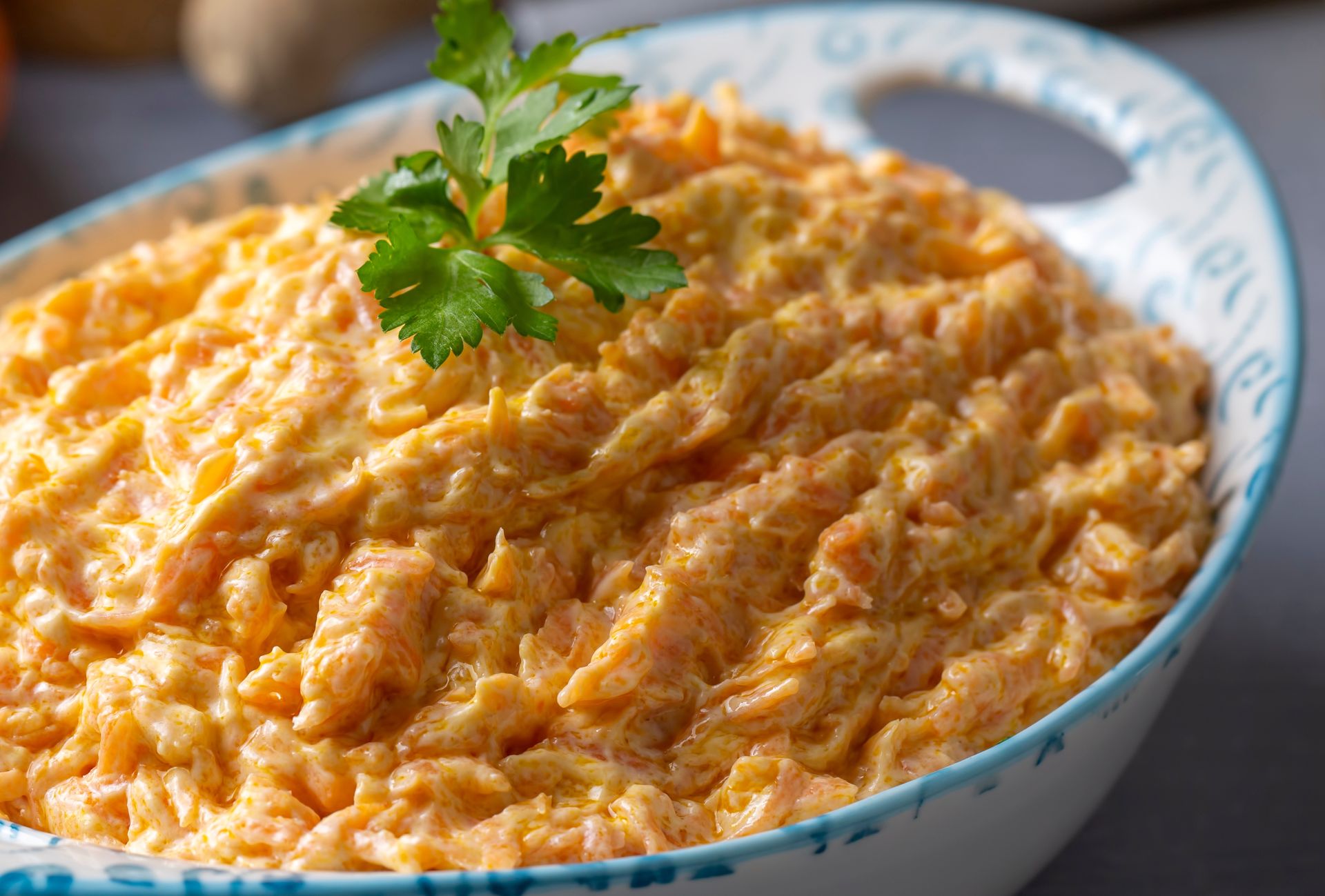 Surówka w 5 minut. Wspiera odporność, poprawia trawienie i samopoczucie