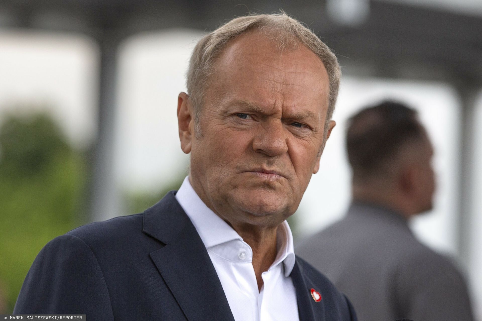 Najnowszy sondaż i duże problemy rządu. Kolejny miesiąc ze spadkiem