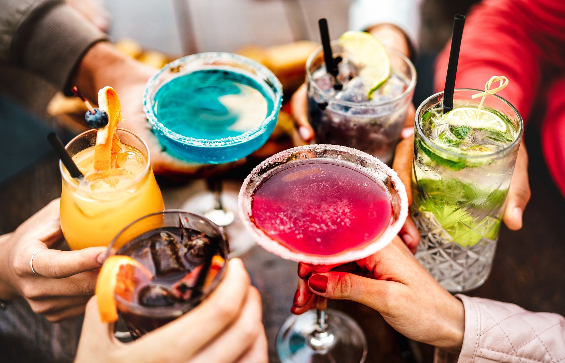 6 bezalkoholowych koktajli i drinków na Sylwestra