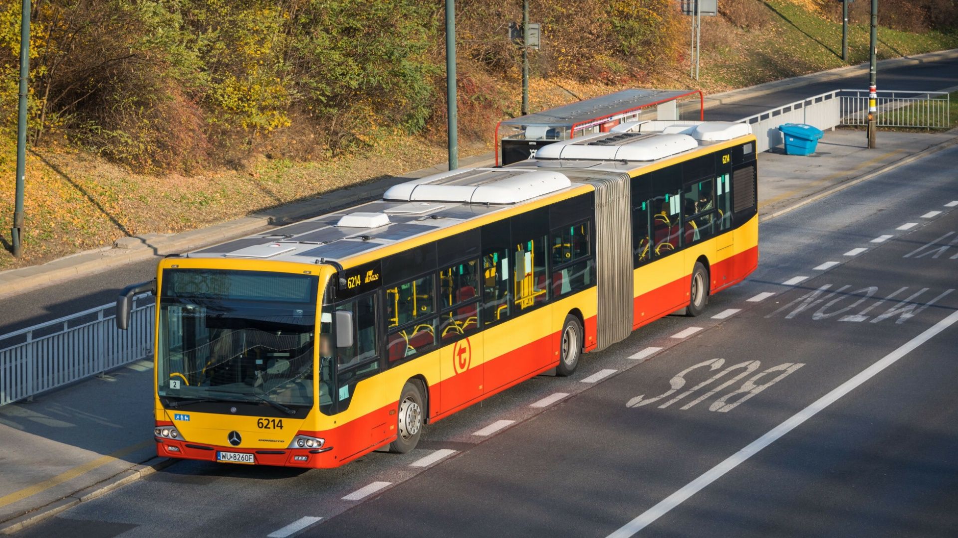 Kierowca autobusu przyszedł do pracy w spódnicy. ZTM nałożył karę