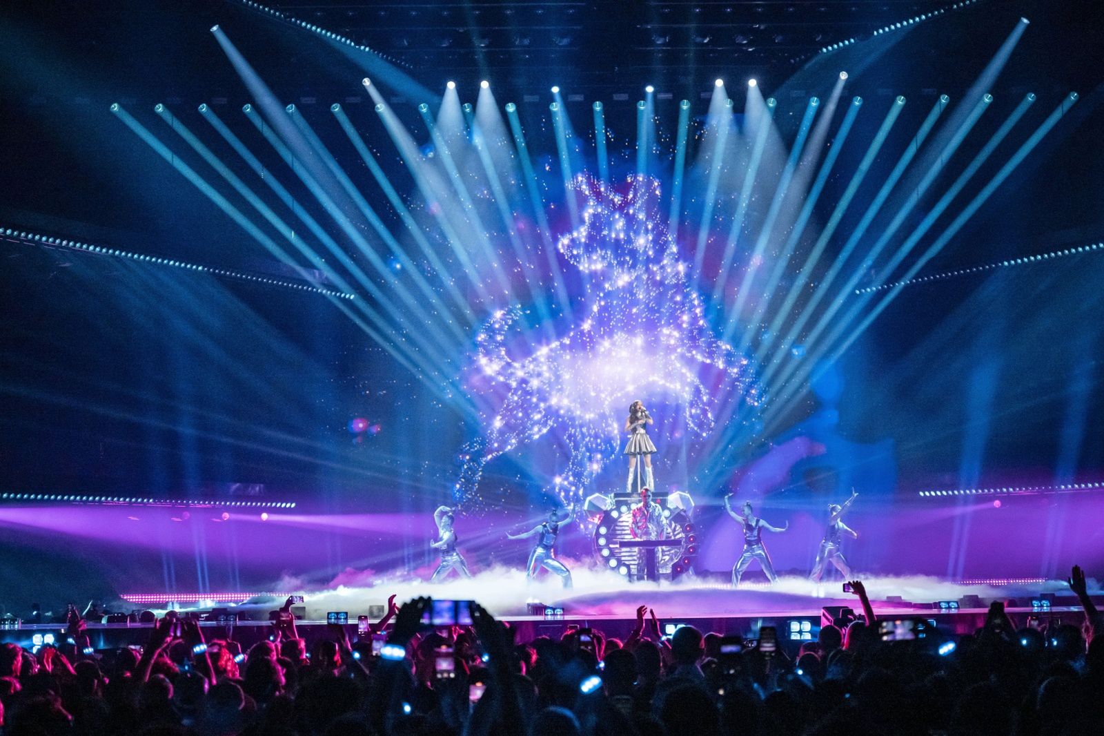 Finał Eurowizji 2025 w Bazylei. Kiedy i jak głosować? Szanse Polski i faworyci konkursu