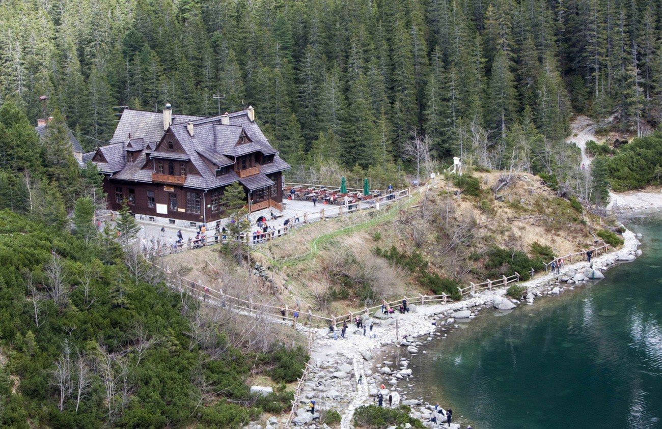 Słynne schronisko szuka pracowników. Płacą 6 tys. zł