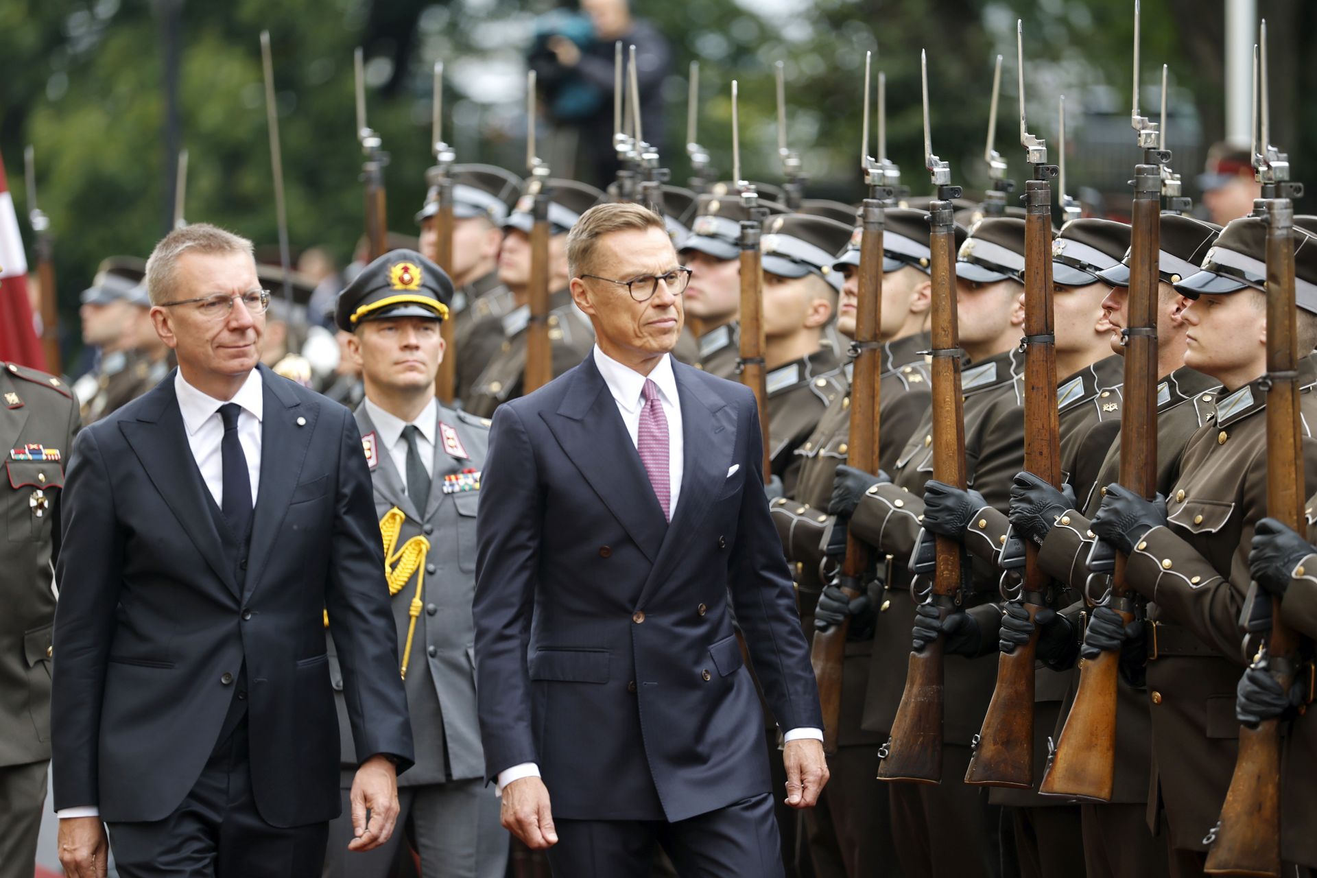 "Przerażające". Prezydenci Łotwy i Finlandii rozmawiali o Polsce
