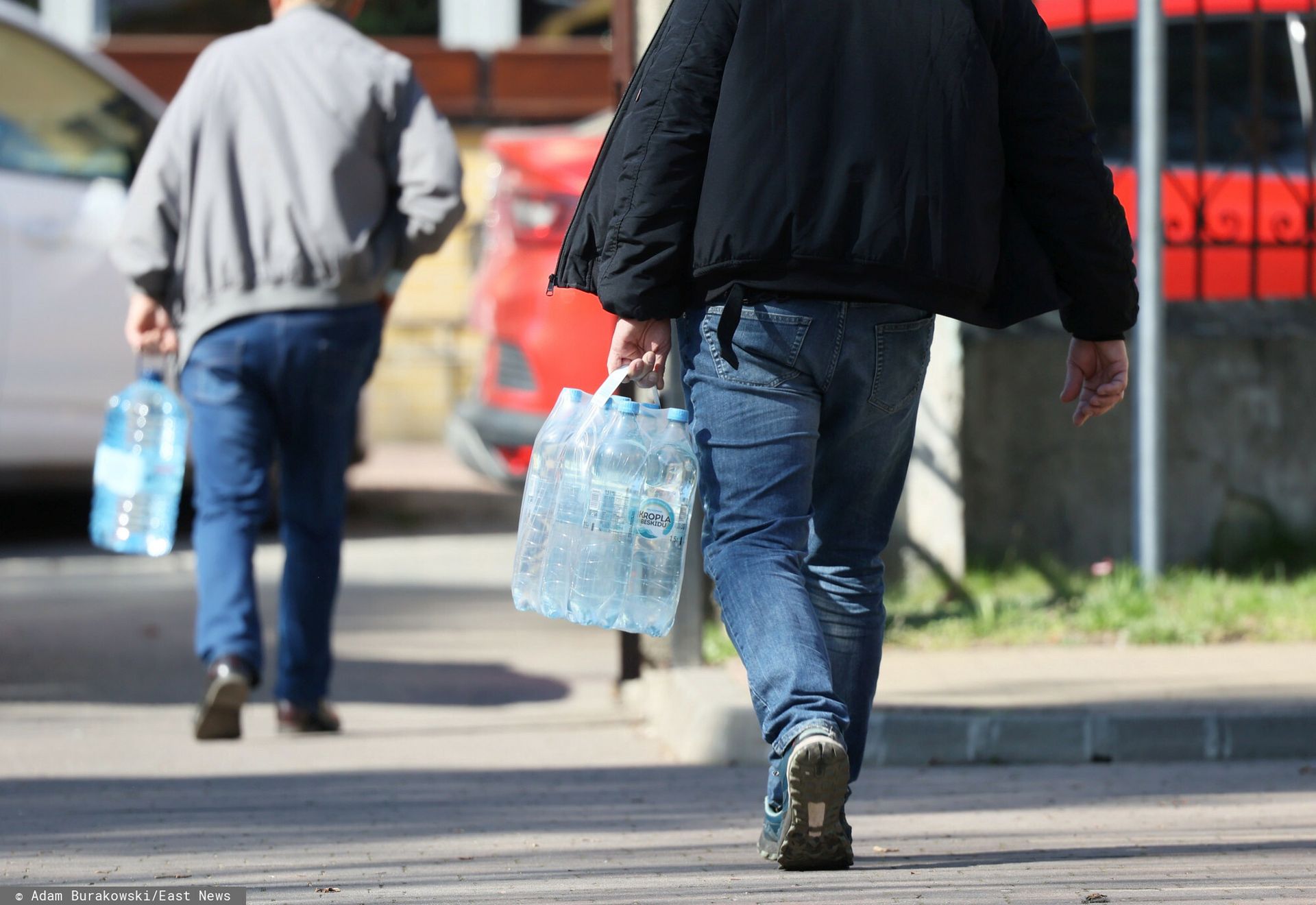 Skażenie wody na Mazowszu. 12 miejscowości z problemem