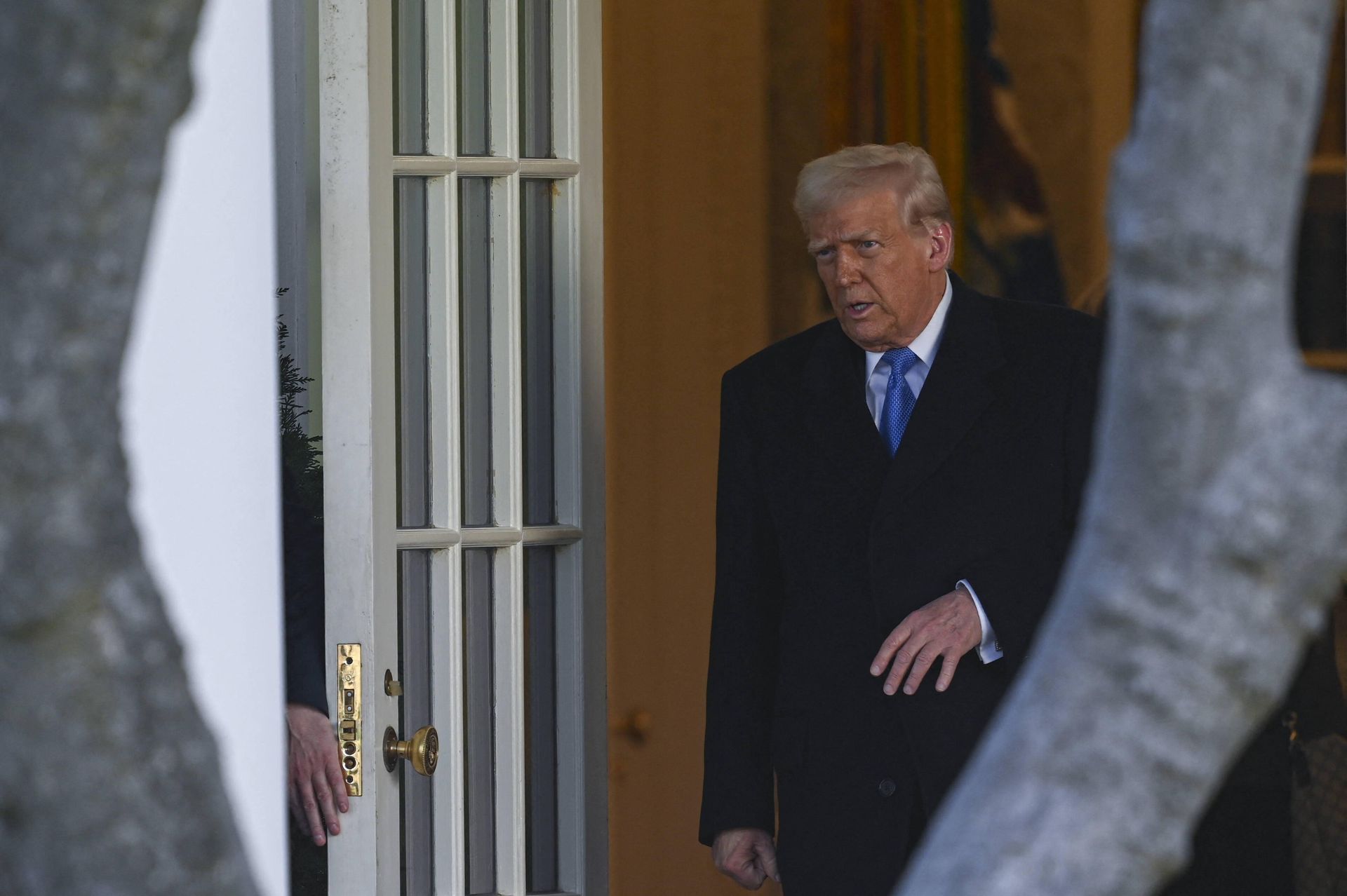 Media w USA kpią z Trumpa. "Spójrzmy na jasną stronę"