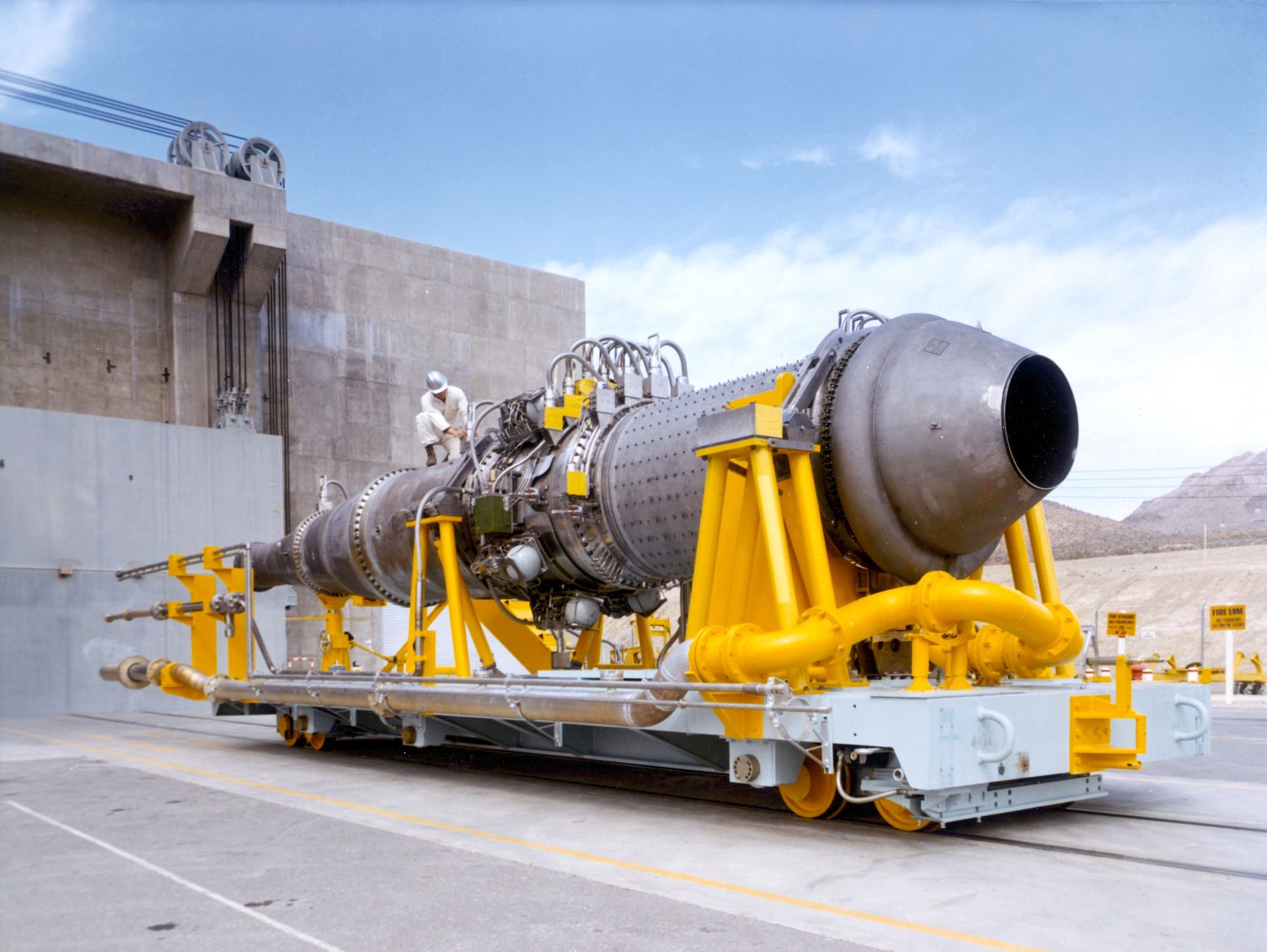 Zwiastun Burzy przetestowany. Dlaczego pocisk 9M730 Buriewiestnik jest tak istotny dla Putina?