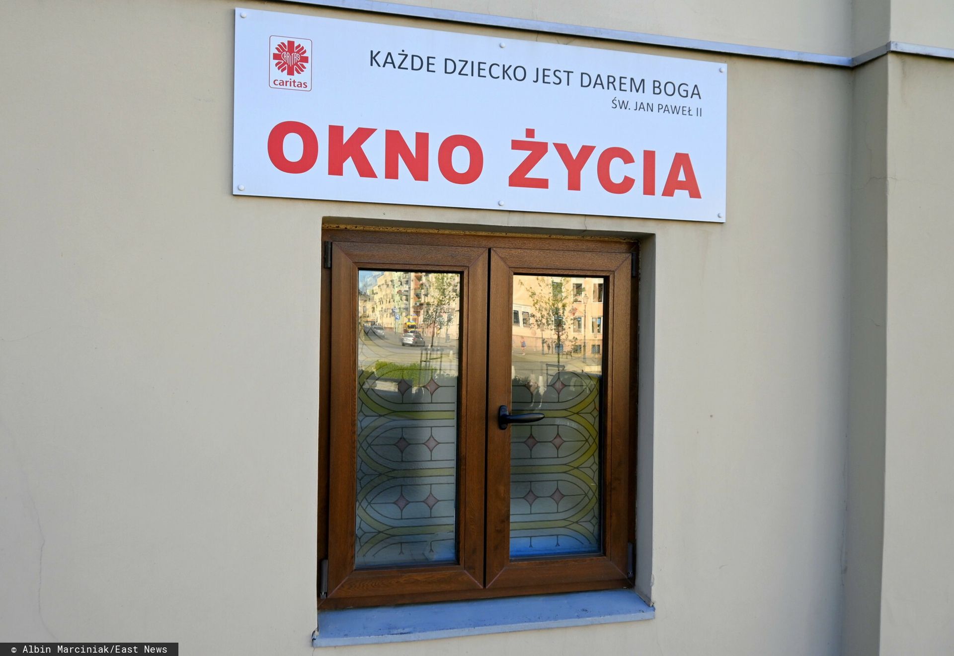 1,5-roczny chłopiec w oknie życia. Przy dziecku była karteczka.