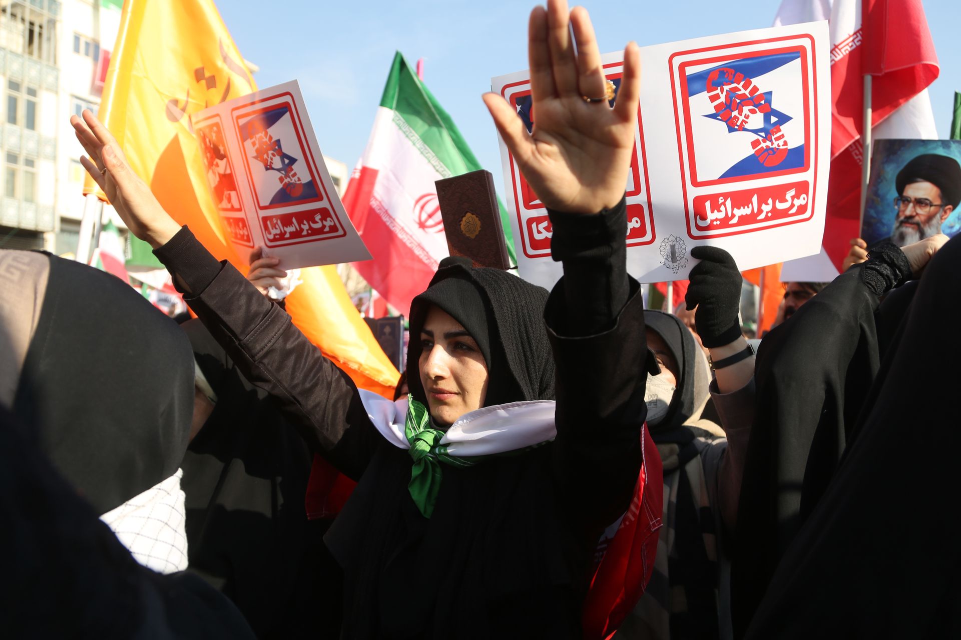 30 tysięcy zabitych w dwa dni. Irańskie władze podały dane