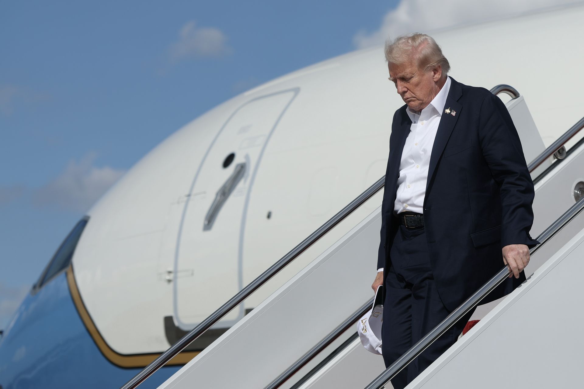 Tajemnicza odkrycie. Służby znalazły niepokojący obiekt przy lotnisku w Palm Beach