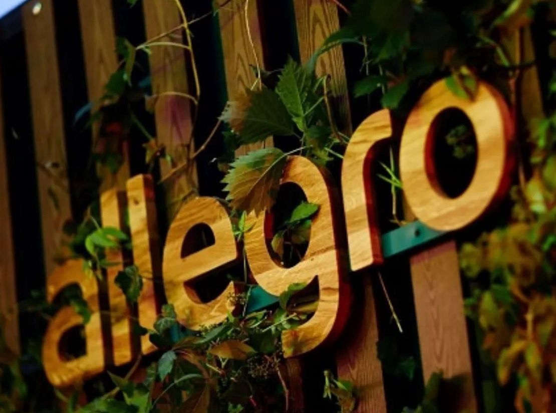 Allegro nagrodzi menedżerów. Skupiła akcje za prawie 150 mln zł