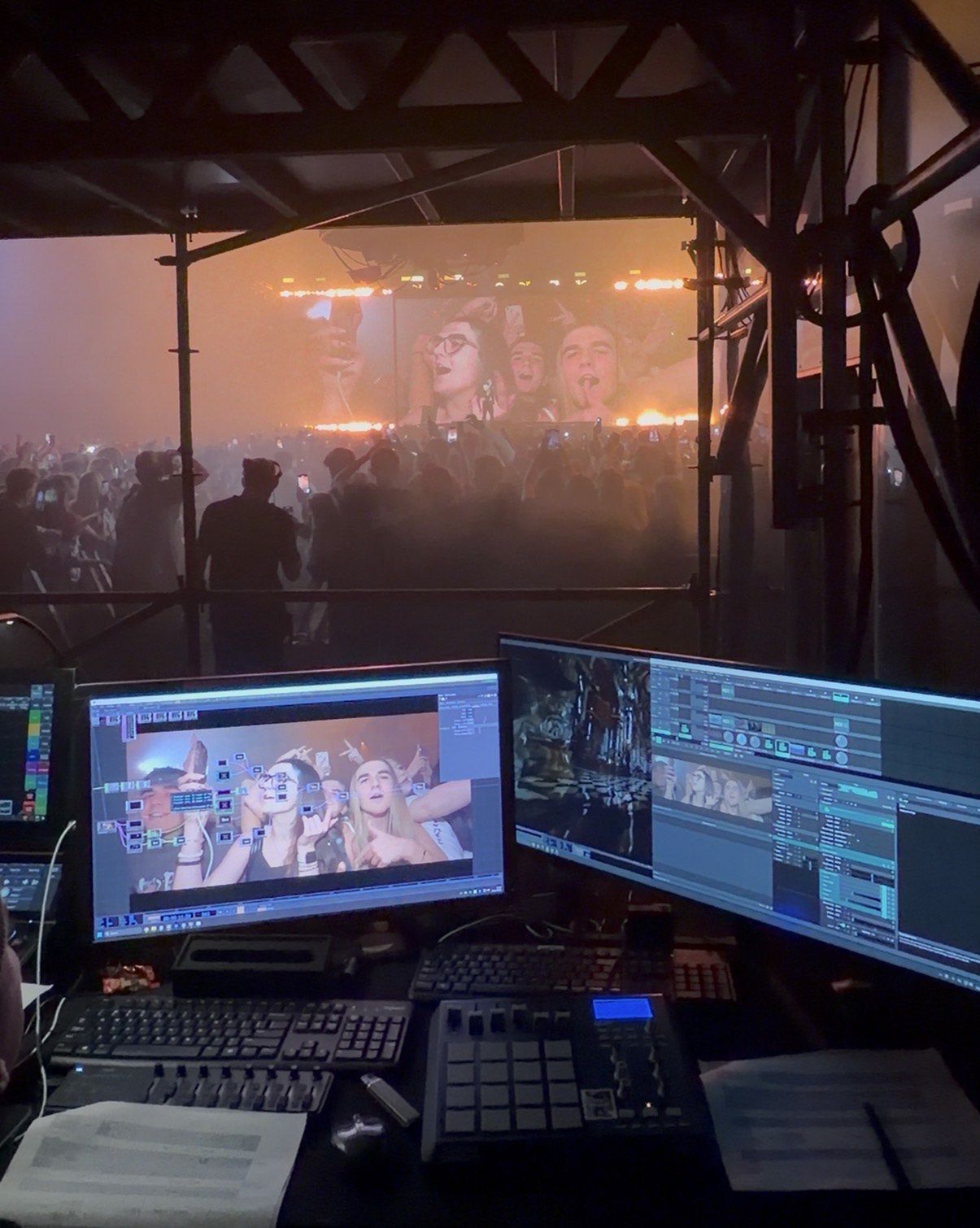 Deepfake na koncercie Maty. Wszyscy wyglądali tak samo