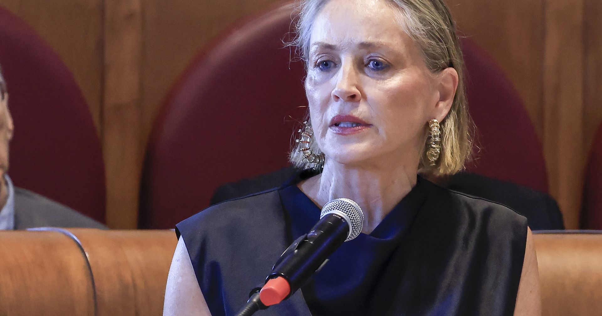 Sharon Stone rzuciła marihuanę. "To było jak odstawianie heroiny"