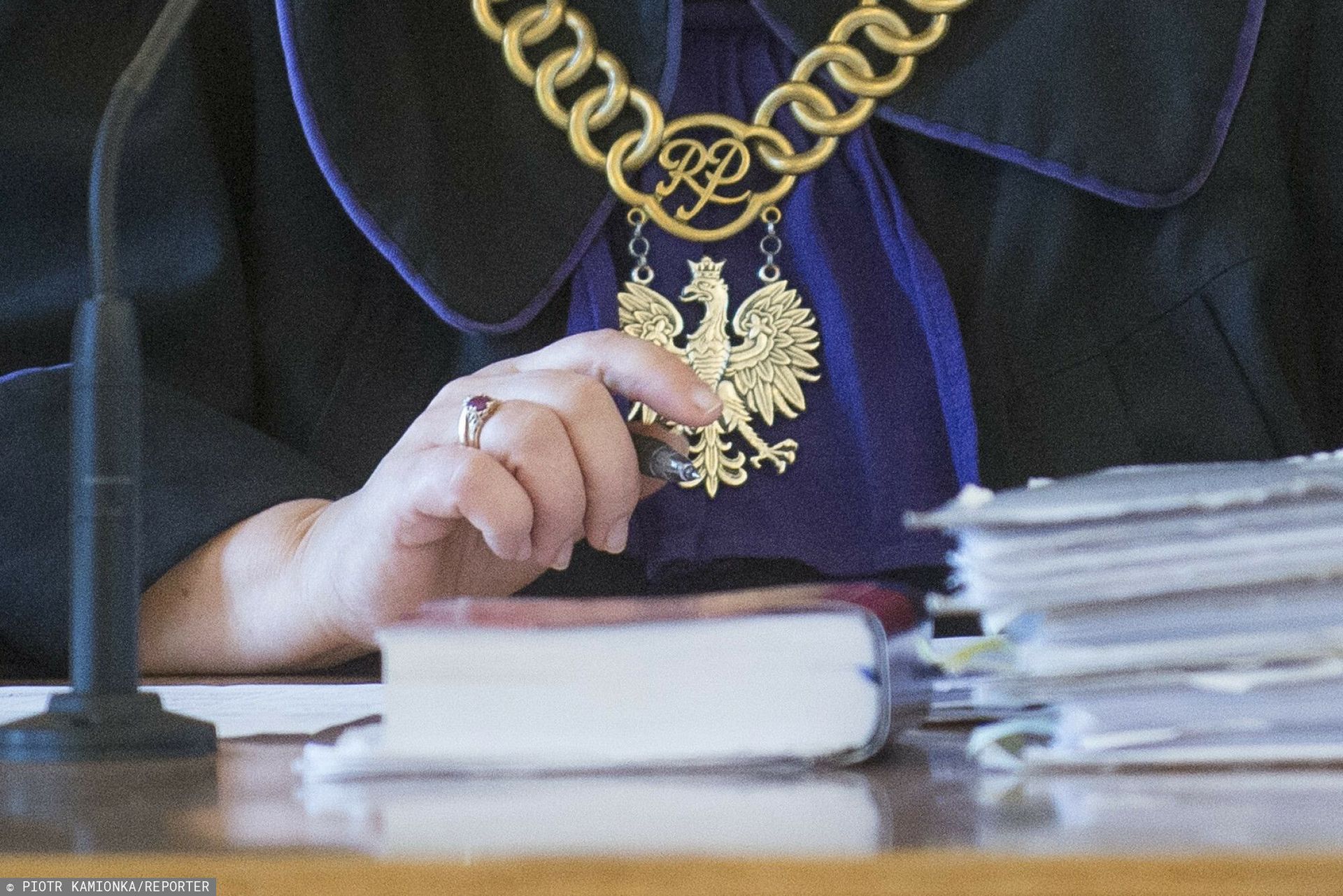 Narkotyki, kryptowaluty i 1,4 miliarda złotych. Główny świadek wycofuje zeznania