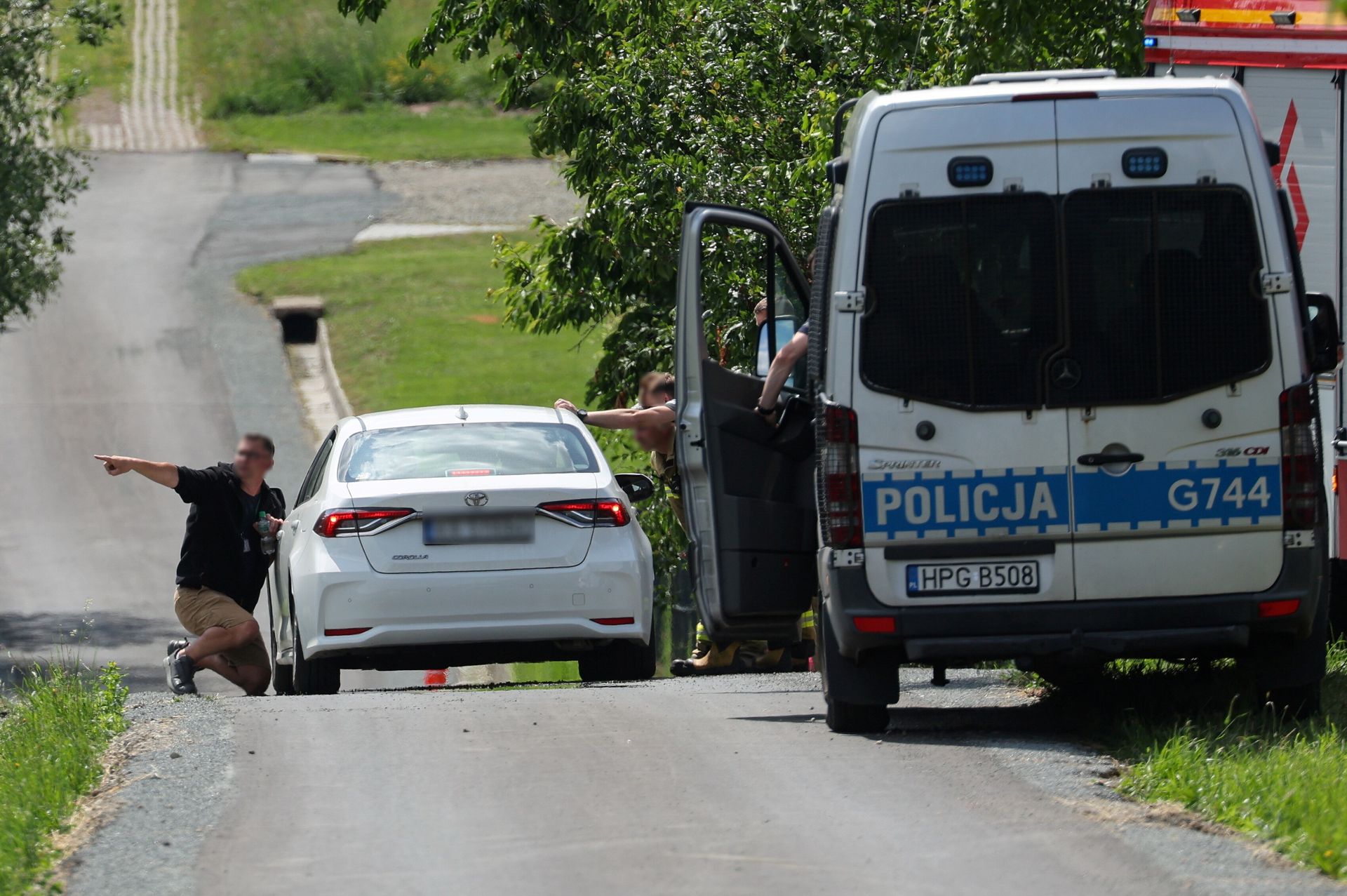 Obława w Limanowej. Auto poszukiwanego odnalezione