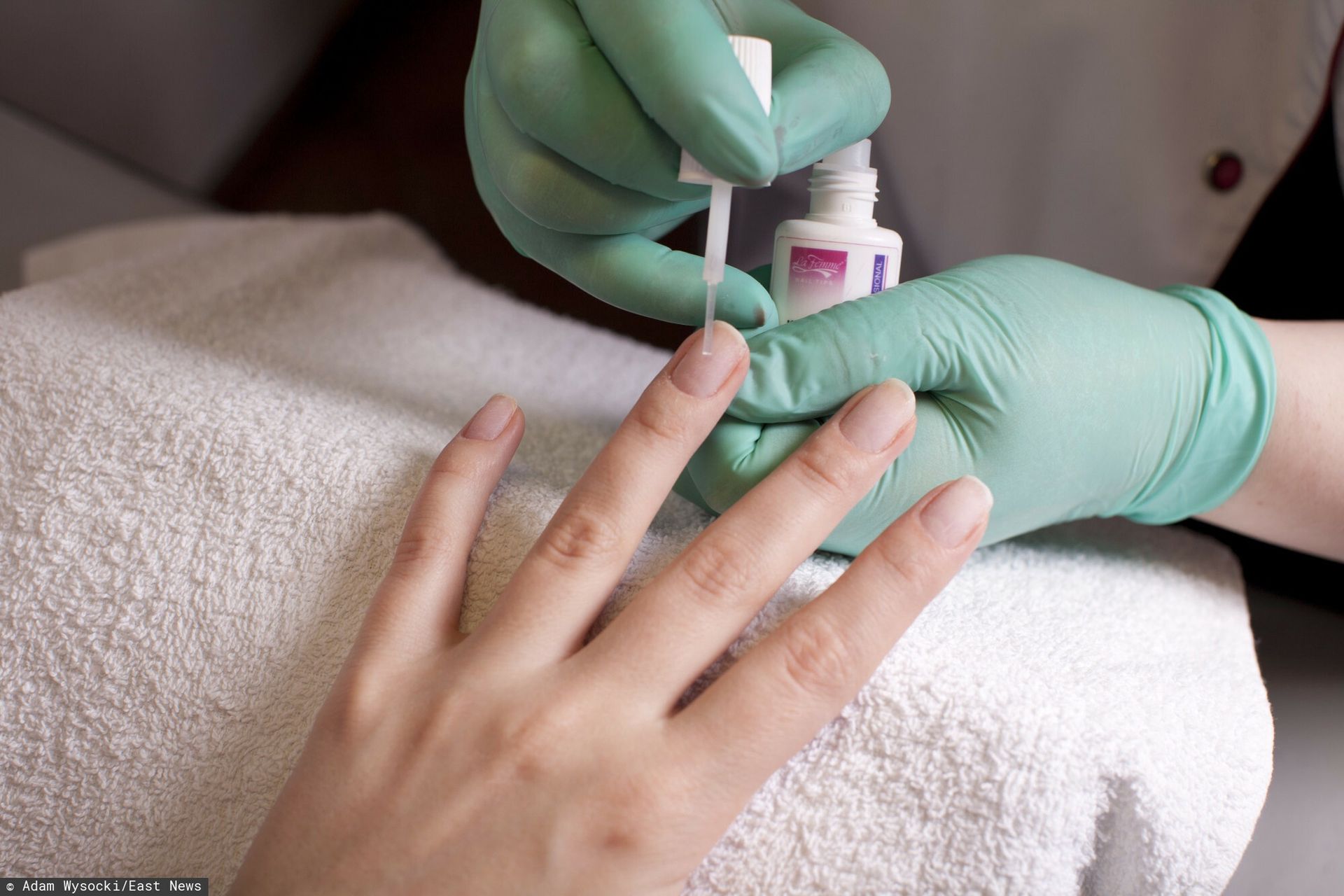 Zmiana u kosmetyczki. Zakaz wchodzi od września