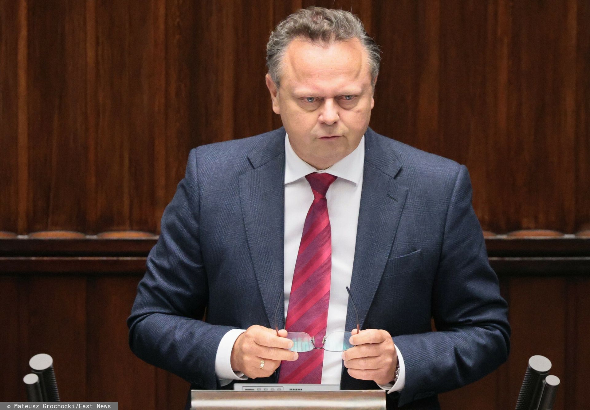 Przyznał się do problemu z alkoholem. Mówi, co sądzi o prohibicji