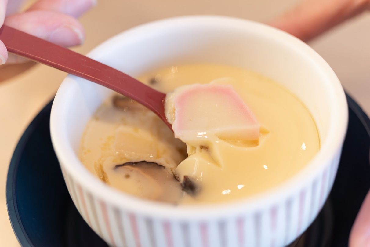 Żadna jajecznica czy sadzone. Na śniadanie robię kremowe jajka po japońsku