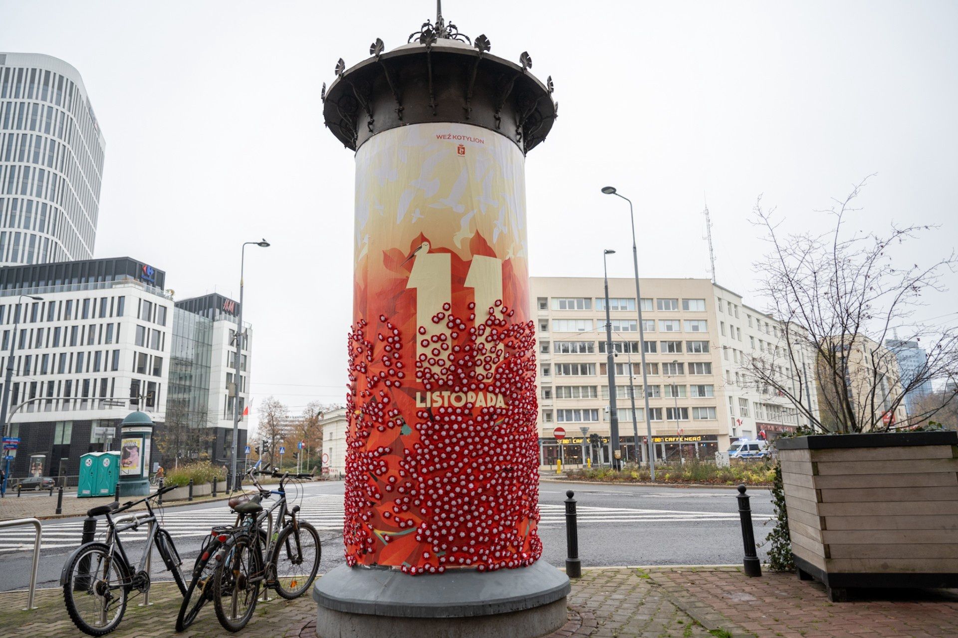 Warszawski outdoor jako przestrzeń doświadczeń. Creative OOH w działaniach Warexpo
