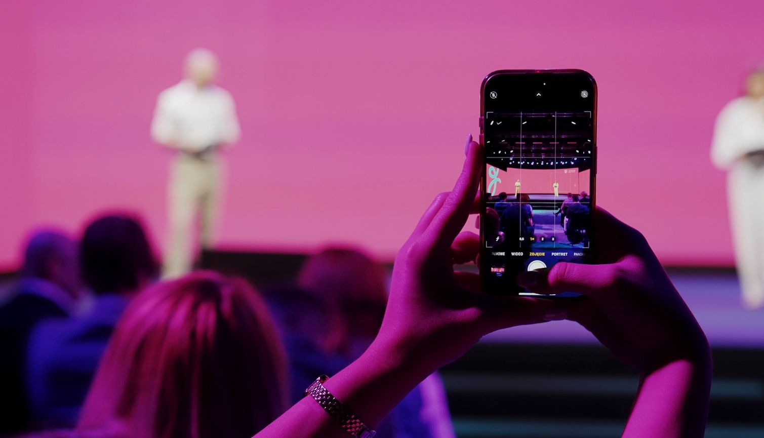 T-Mobile burzy bariery. Po prostu