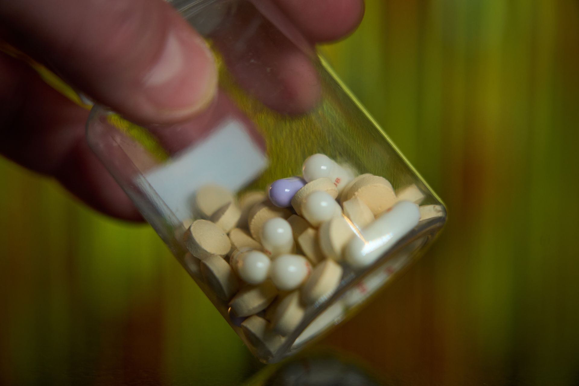 Elita z Północy sięga na Zachód. Wolą zagraniczne leki od krajowych