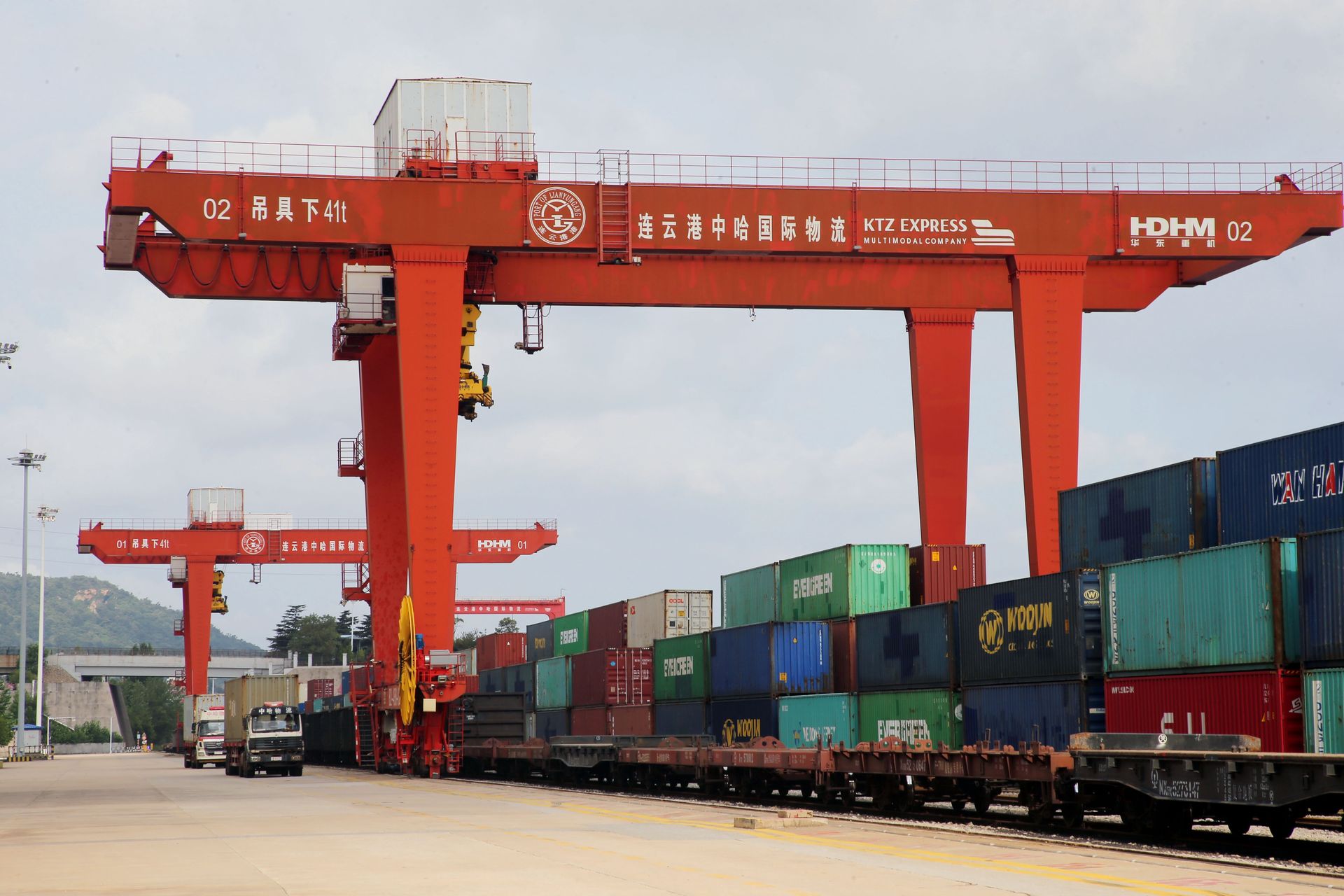 Zamknięta granica z Białorusią. Politico: Uderza w handel z Chinami