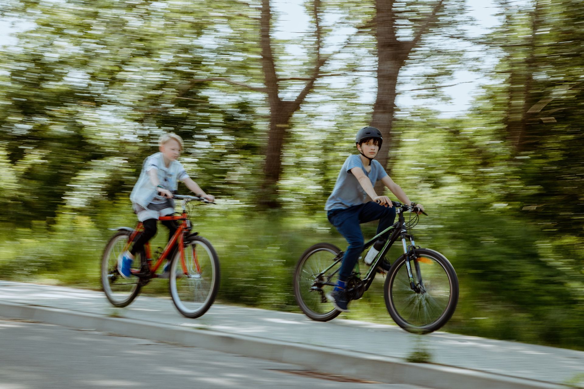 Mandat za jazdę dzieci po ścieżce rowerowej. choćby 5 tys. zł kary