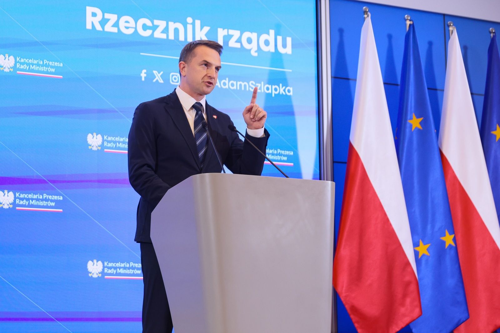 Awantura na konferencji rządu. Szłapka starł się z TV Republika