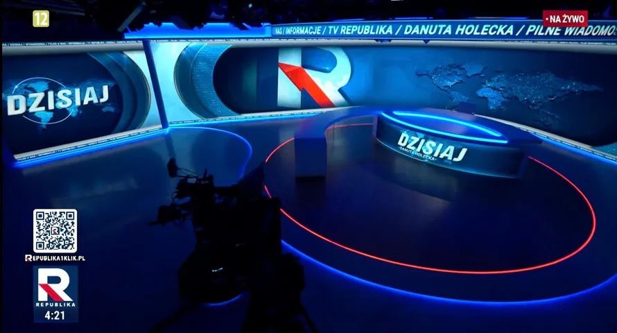 Serwis Republiki w dół o jedną trzecią. "Fakty" niezmiennie liderem