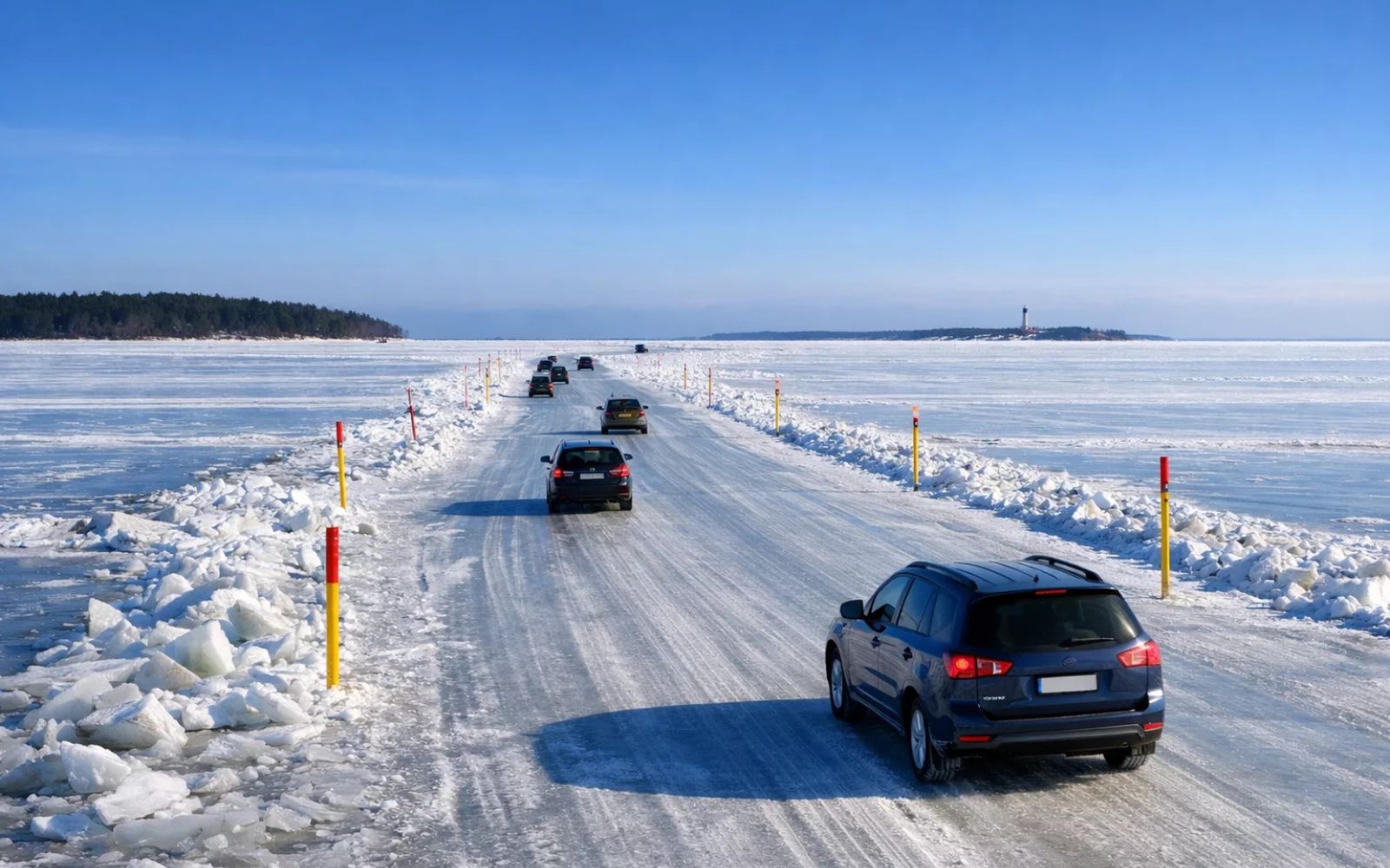 Lodowa autostrada na Bałtyku. Estończycy otwierają drogę i łączą wyspy