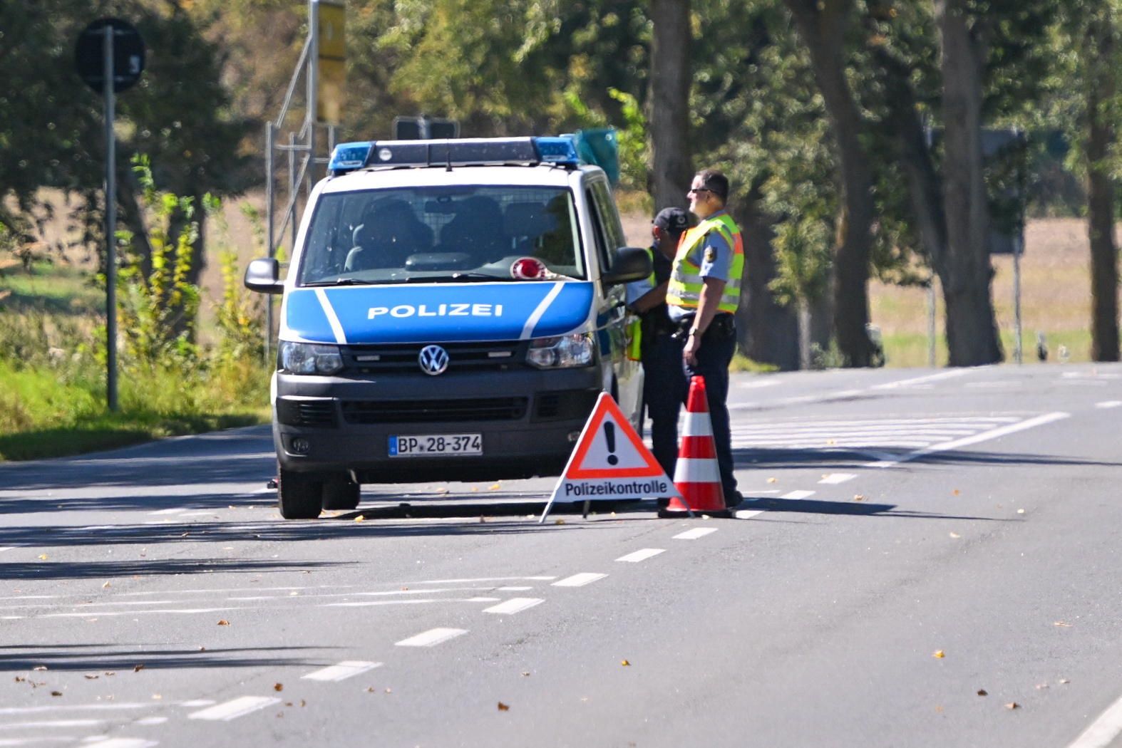 Horror w Niemczech. Auto z nastolatkami runęło w dół