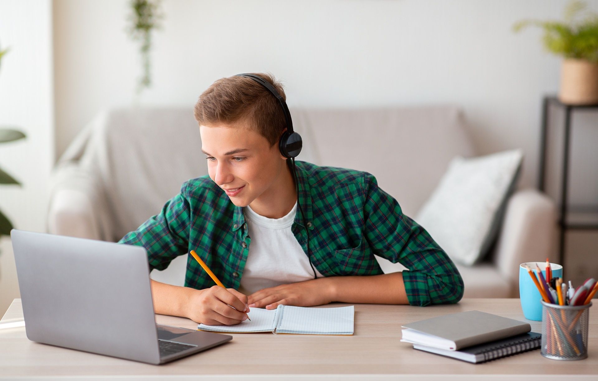 Back to school – TOP 5 laptopów, które sprawdzą się w nauce