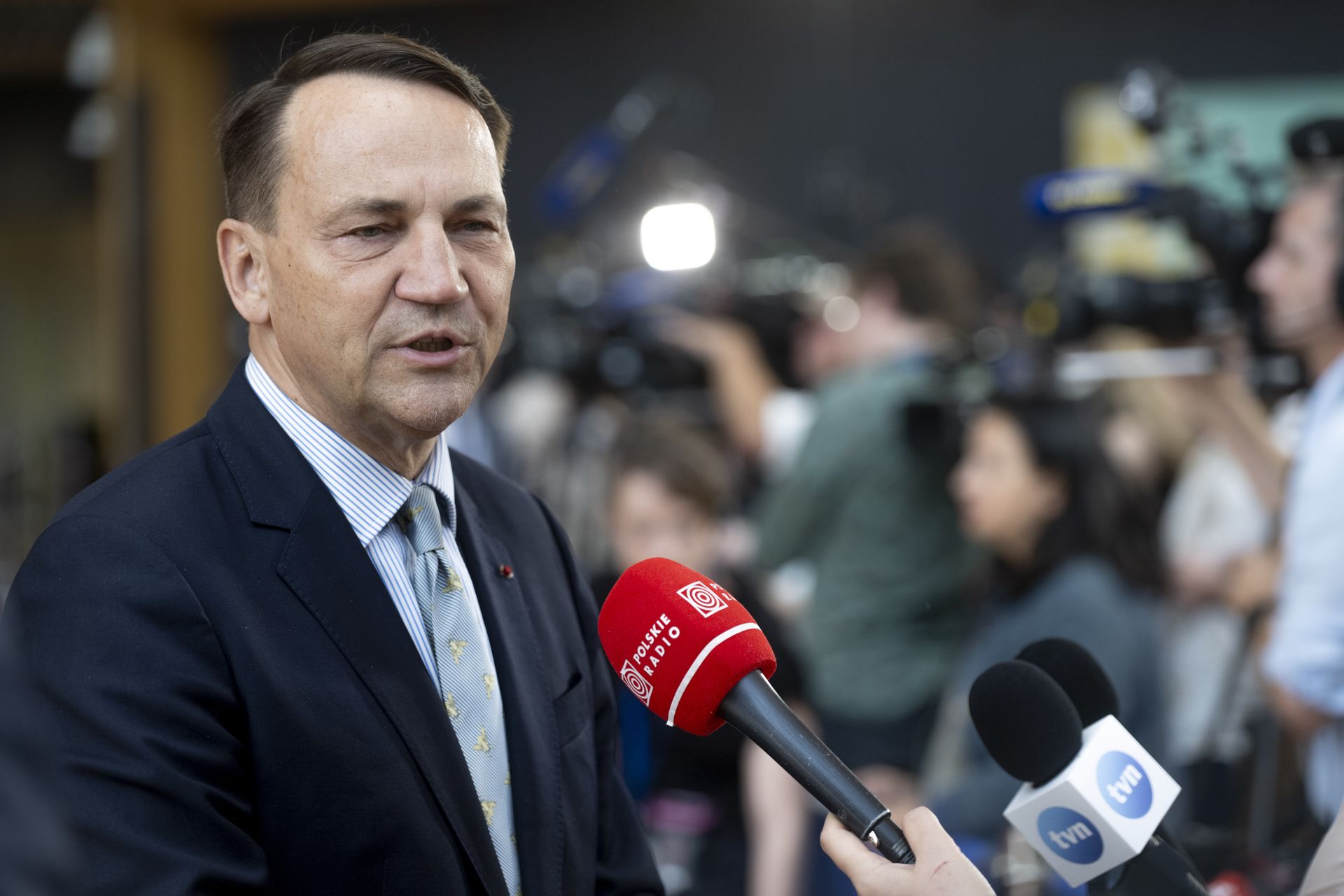 Sikorski ostrzega. "Politycy powinni naprawdę uważać"
