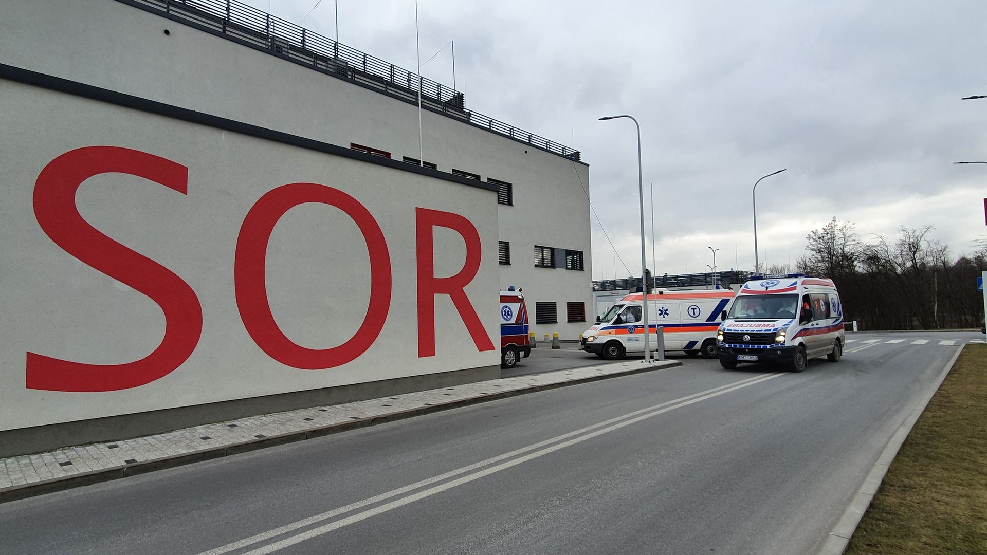 Nożownik zaatakował lekarza. "Z oddaniem niósł pomoc innym"