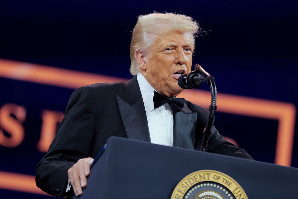 Chiny rekrutują rządowych pracowników USA? Jest odpowiedź