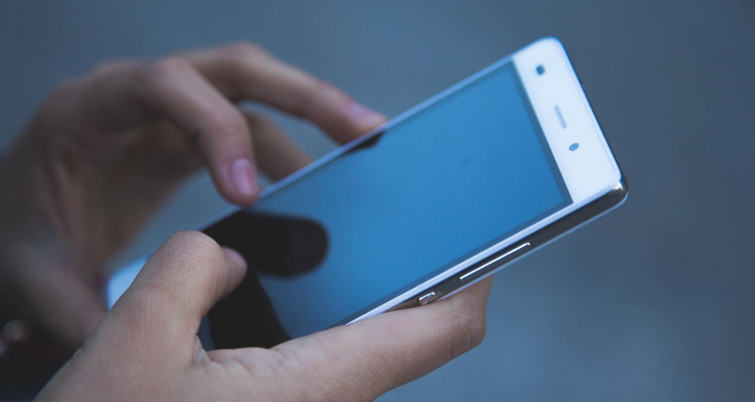 Izba Wydawców Prasy chce objęcia telefonów nową opłatą. "Apelujemy o sprawczość"