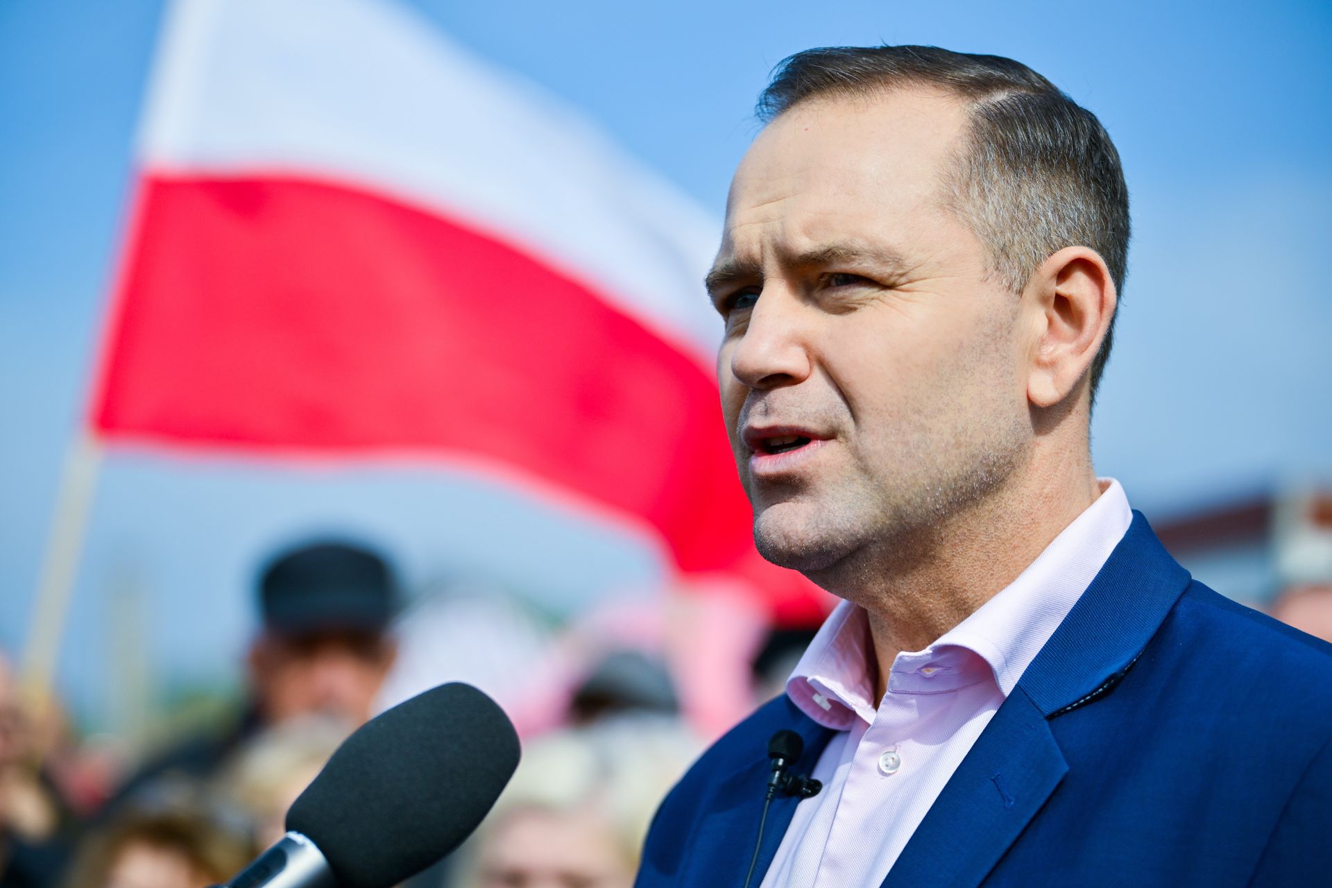 Nawrocki twierdził, iż umorzono śledztwo. Prokuratura zaprzecza