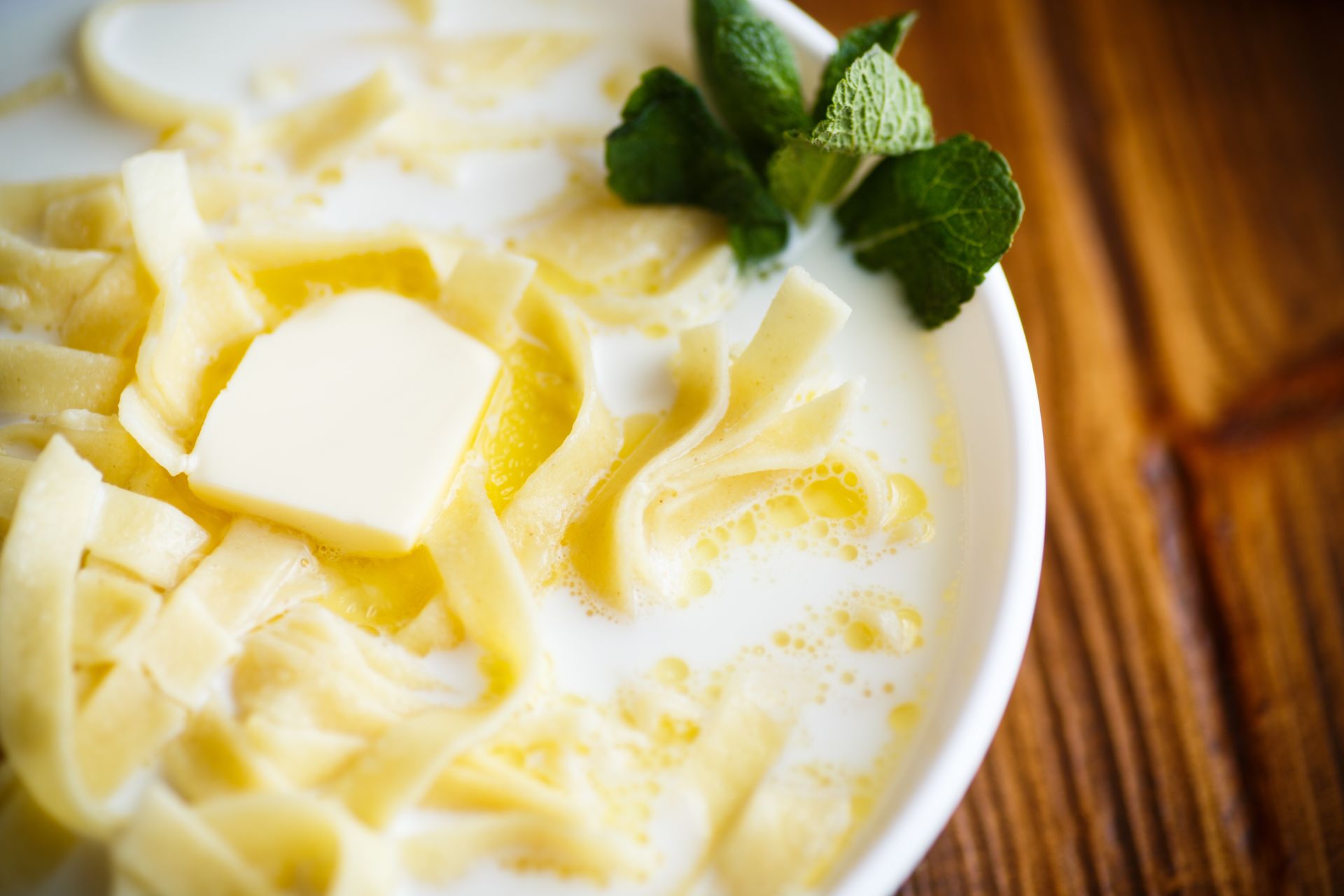 Zupa mleczna – dobry pomysł na śniadanie?