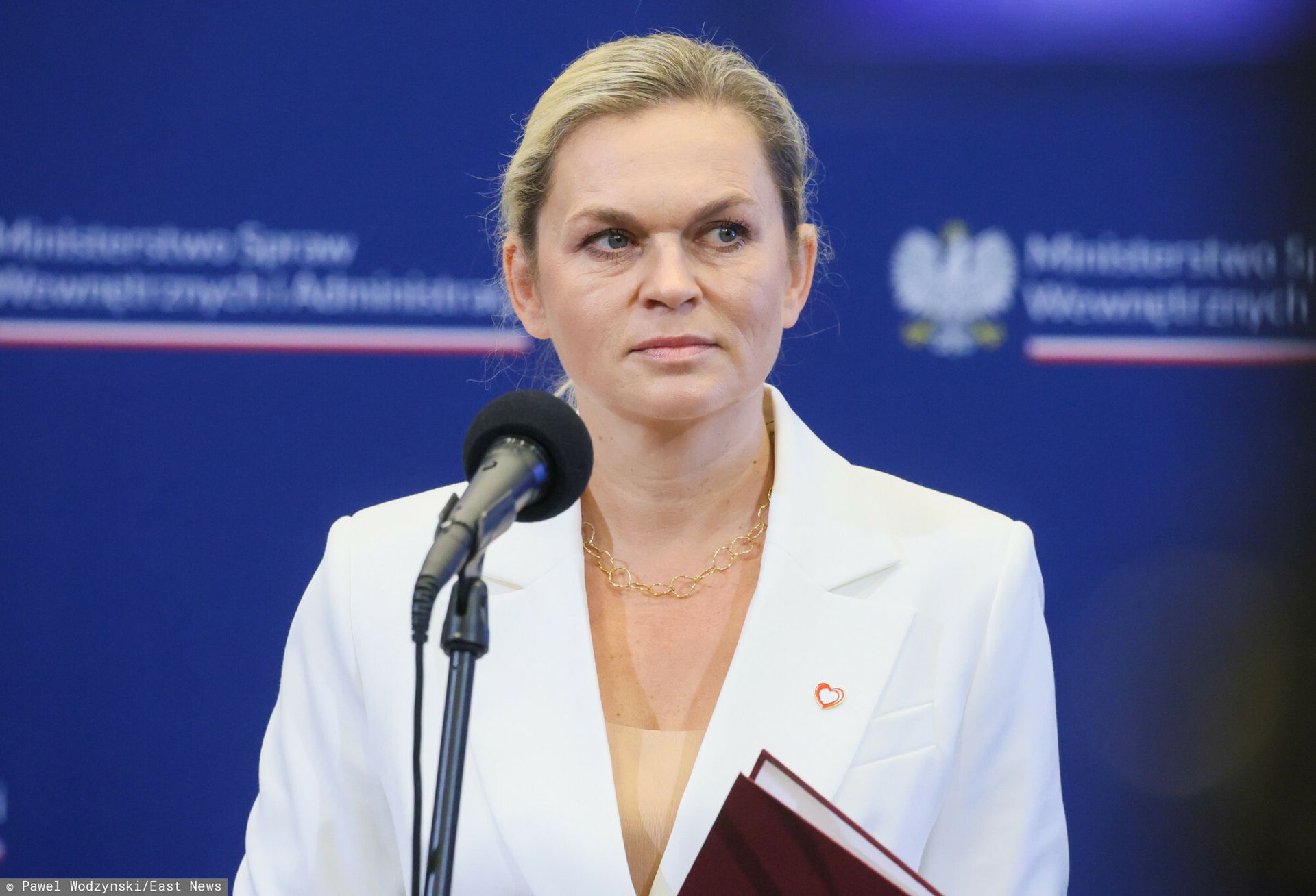 Nowe rekomendacje MEN dla szkół. Jak rozmawiać o kryzysach?