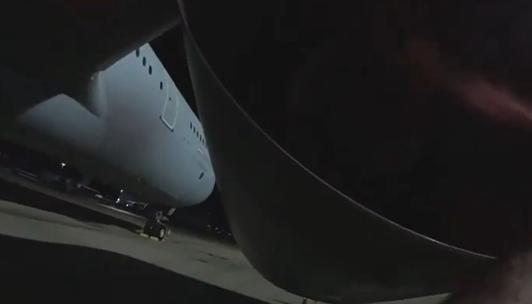 Aktywiści wtargnęli do bazy wojskowej. Uszkodzili dwa tankowce