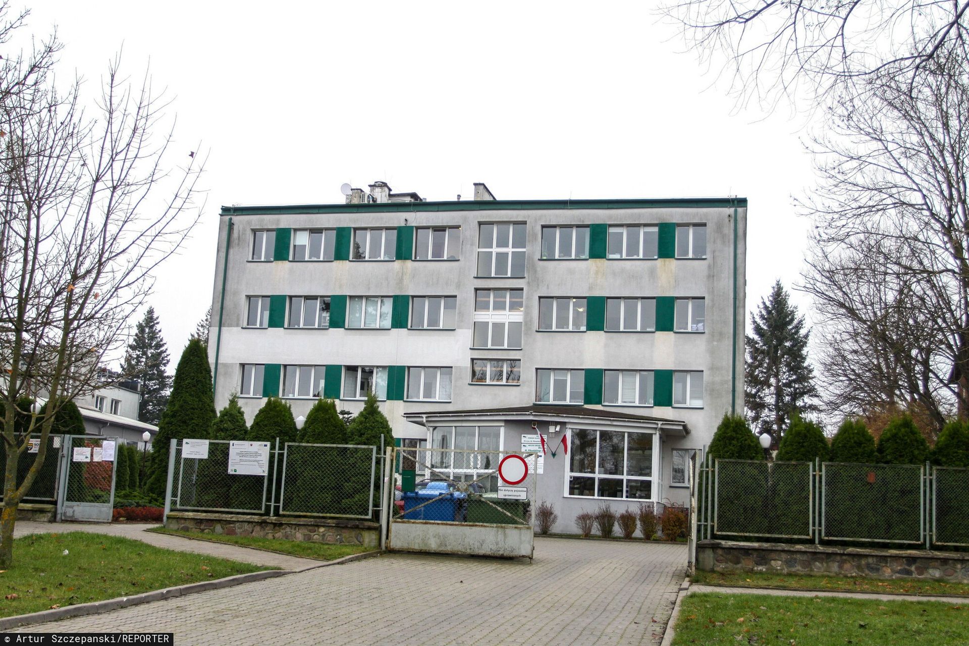 Drastyczne cięcie kosztów. choćby o 80 proc. Gminy podnoszą alarm