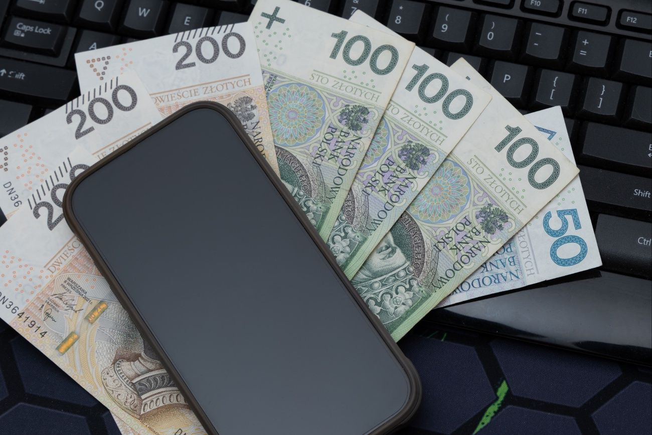 Nowa metoda kradzieży pieniędzy. Podała kody, straciła 30 tys. zł