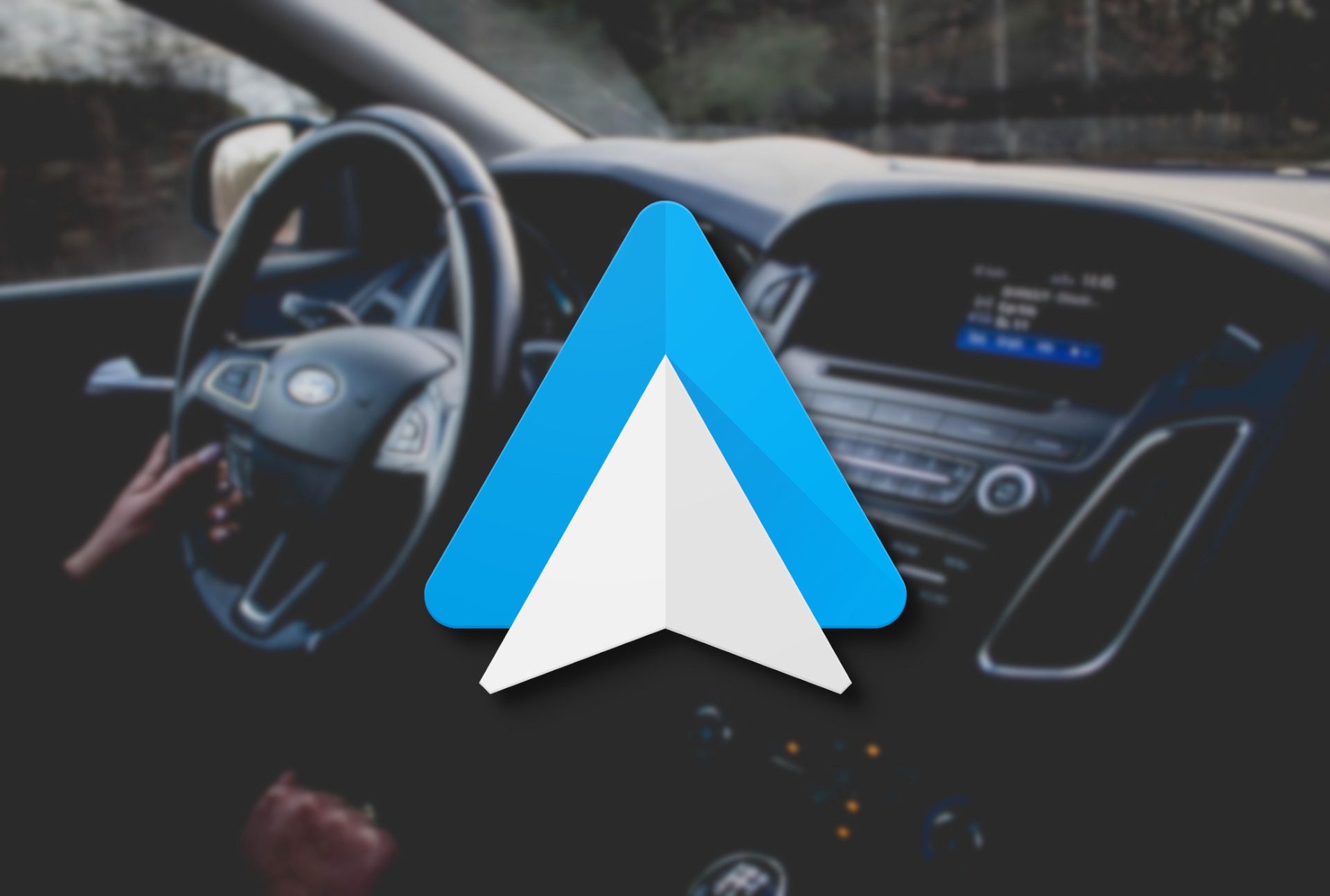 Android Auto 15.3 do pobrania. Wraca usunięta aplikacja