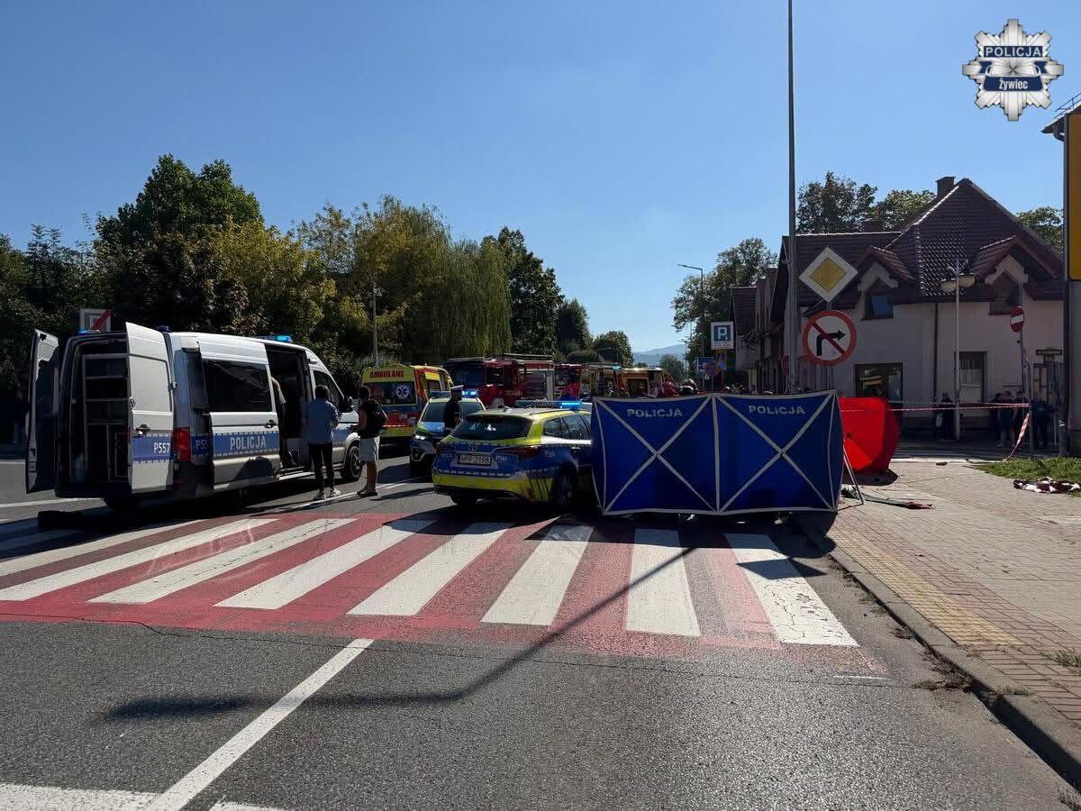 W wypadku zginęła 64-latka, są ranni. Śledczy badają sprawę wypadku