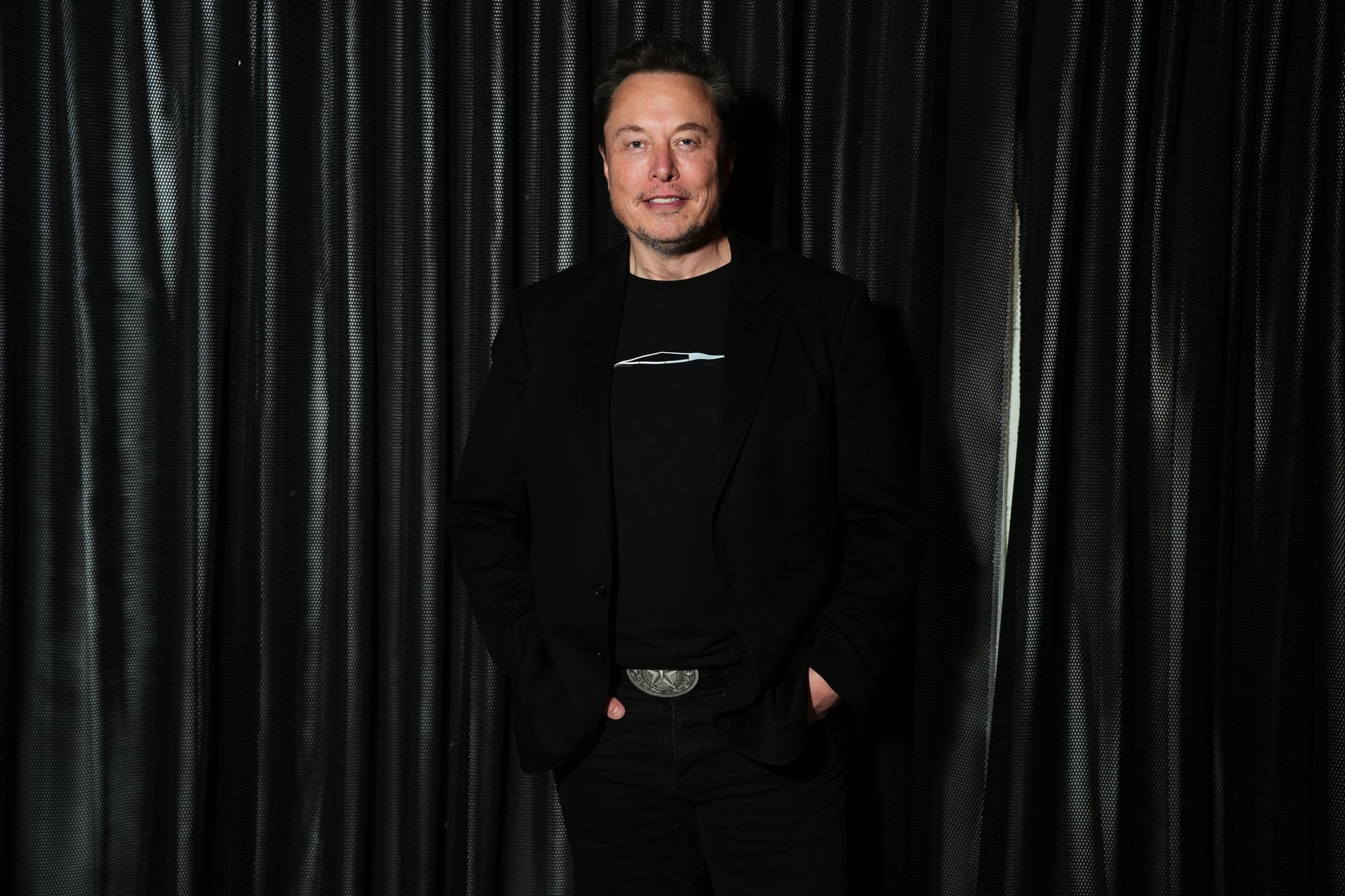 Musk chipuje Brytyjczyków. Poszukuje ochotników z paraliżem