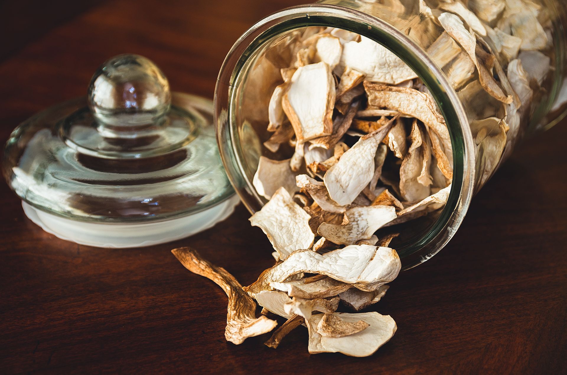 Dodaj jedną saszetkę. Suszone grzyby nie spleśnieją