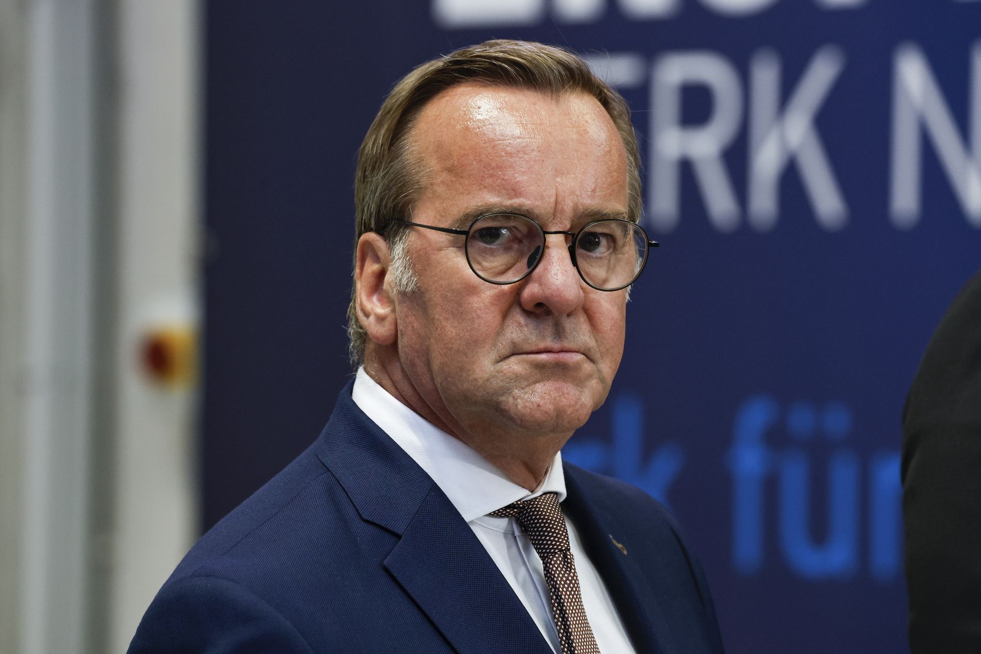 Nieznane drony nad Niemcami. Minister obrony apeluje o spokój